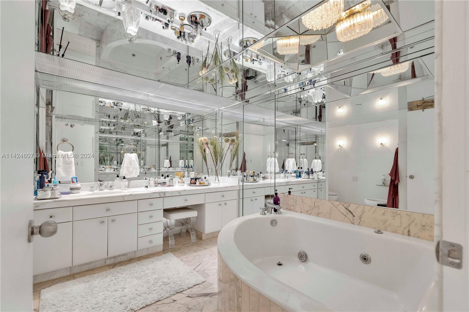 19667 Turnberry Way 3D, Aventura, Florida 33180, 2 Bedrooms Bedrooms, ,2 BathroomsBathrooms,Residential,For Sale,19667 Turnberry Way 3D,A11424807