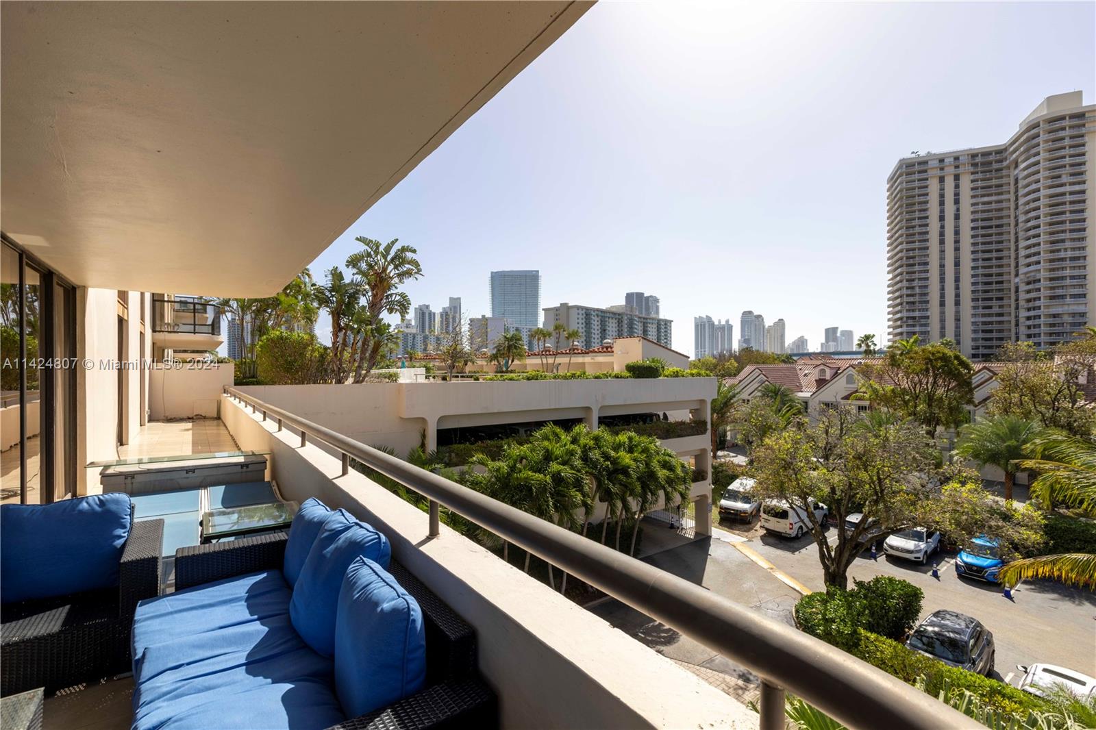 19667 Turnberry Way 3D, Aventura, Florida 33180, 2 Bedrooms Bedrooms, ,2 BathroomsBathrooms,Residential,For Sale,19667 Turnberry Way 3D,A11424807