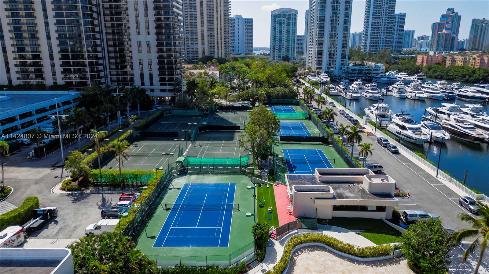 19667 Turnberry Way, Aventura, FL, 33180 United States, 2 Bedrooms Bedrooms, ,2 BathroomsBathrooms,Residential,For Sale,Turnberry Way,A11424807
