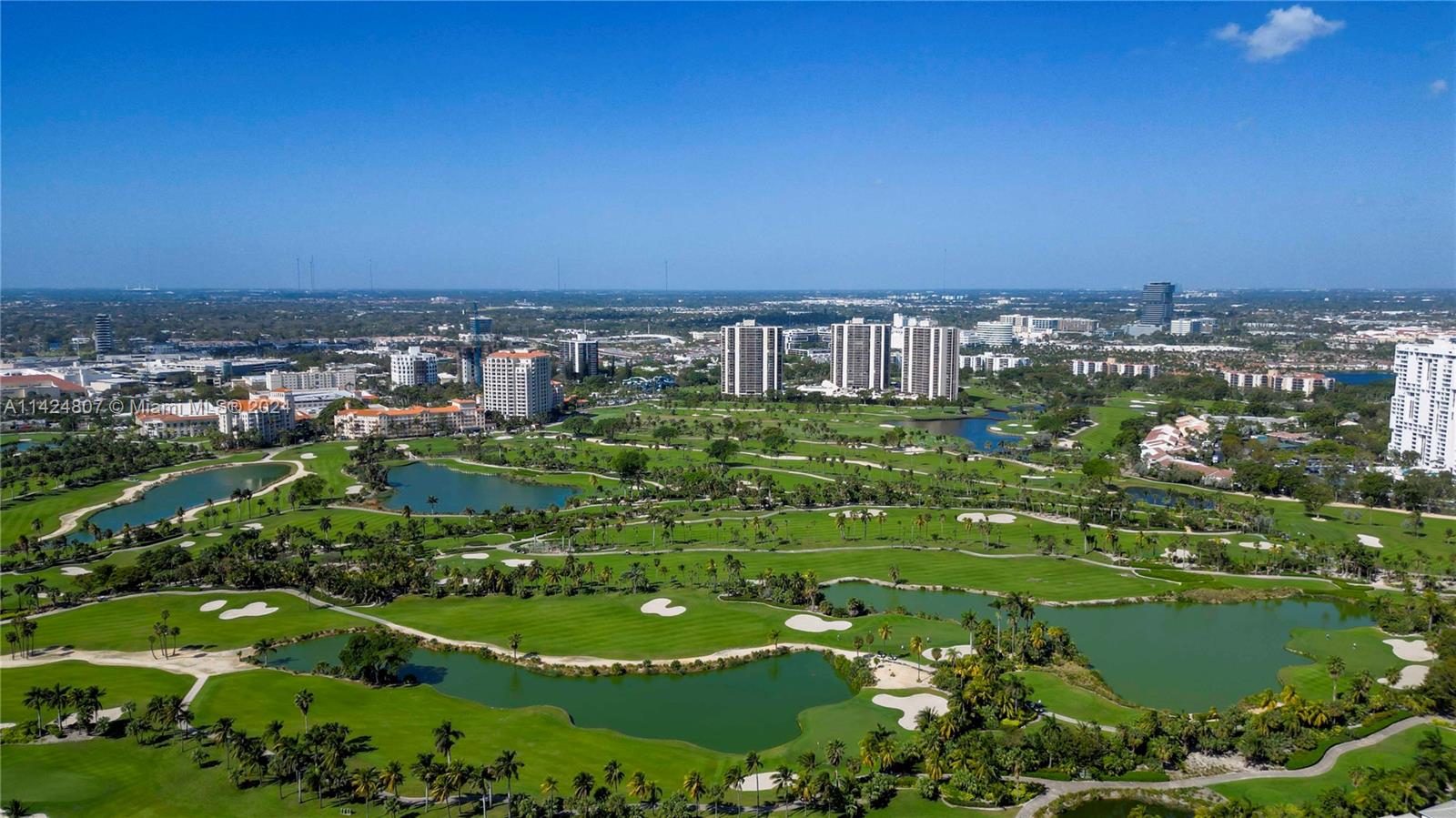 19667 Turnberry Way, Aventura, FL, 33180 United States, 2 Bedrooms Bedrooms, ,2 BathroomsBathrooms,Residential,For Sale,Turnberry Way,A11424807