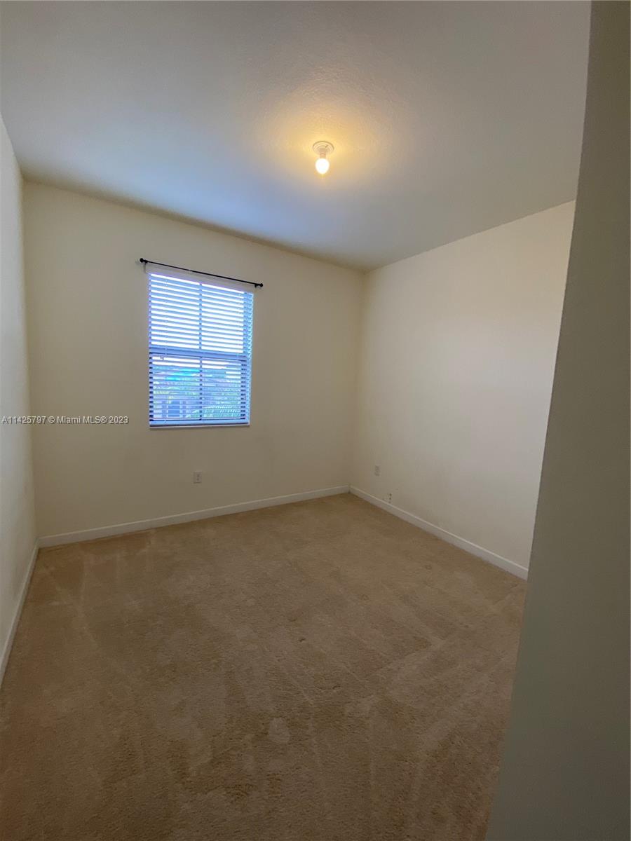 233 NE 23rd Ter, Homestead, Florida 33033, 3 Bedrooms Bedrooms, ,2 BathroomsBathrooms,Residential,For Sale,233 NE 23rd Ter,A11425797