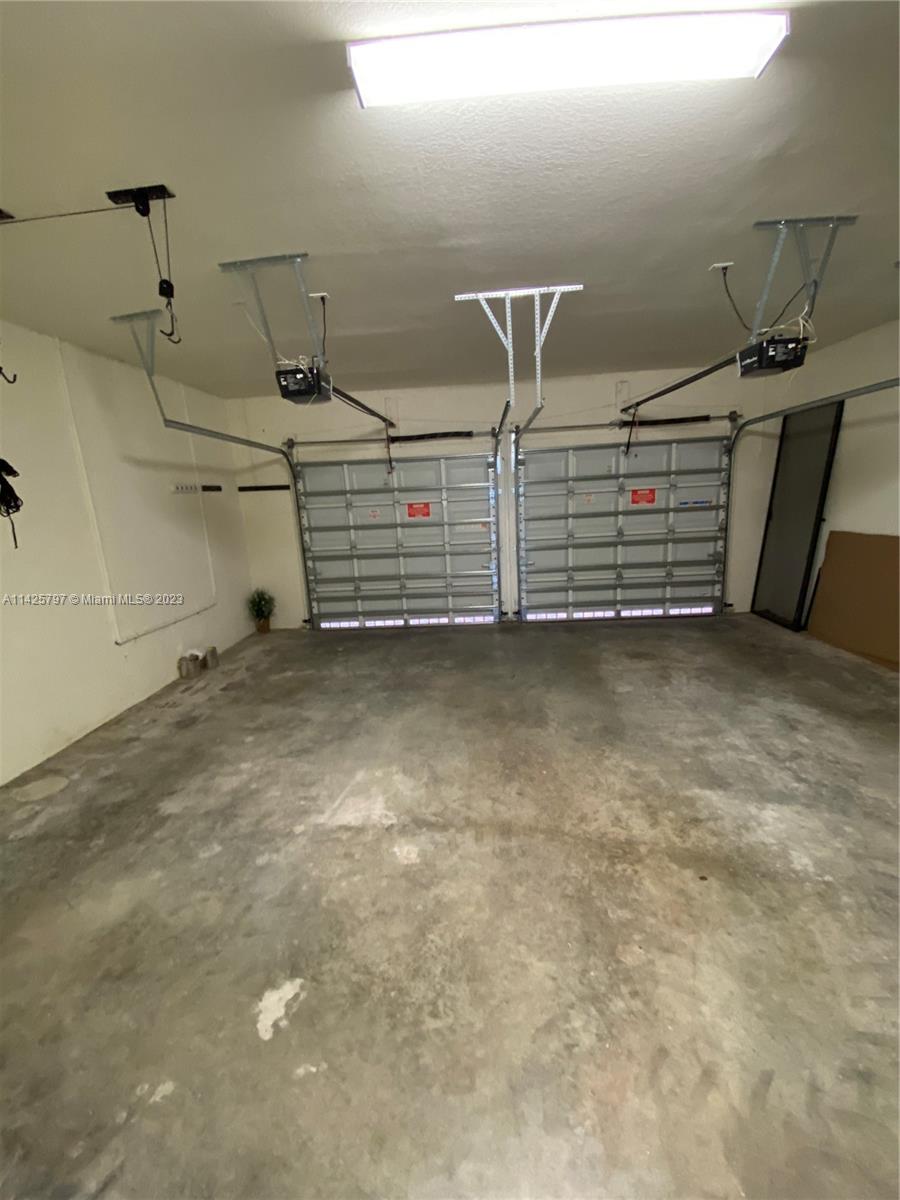 233 NE 23rd Ter, Homestead, Florida 33033, 3 Bedrooms Bedrooms, ,2 BathroomsBathrooms,Residential,For Sale,233 NE 23rd Ter,A11425797