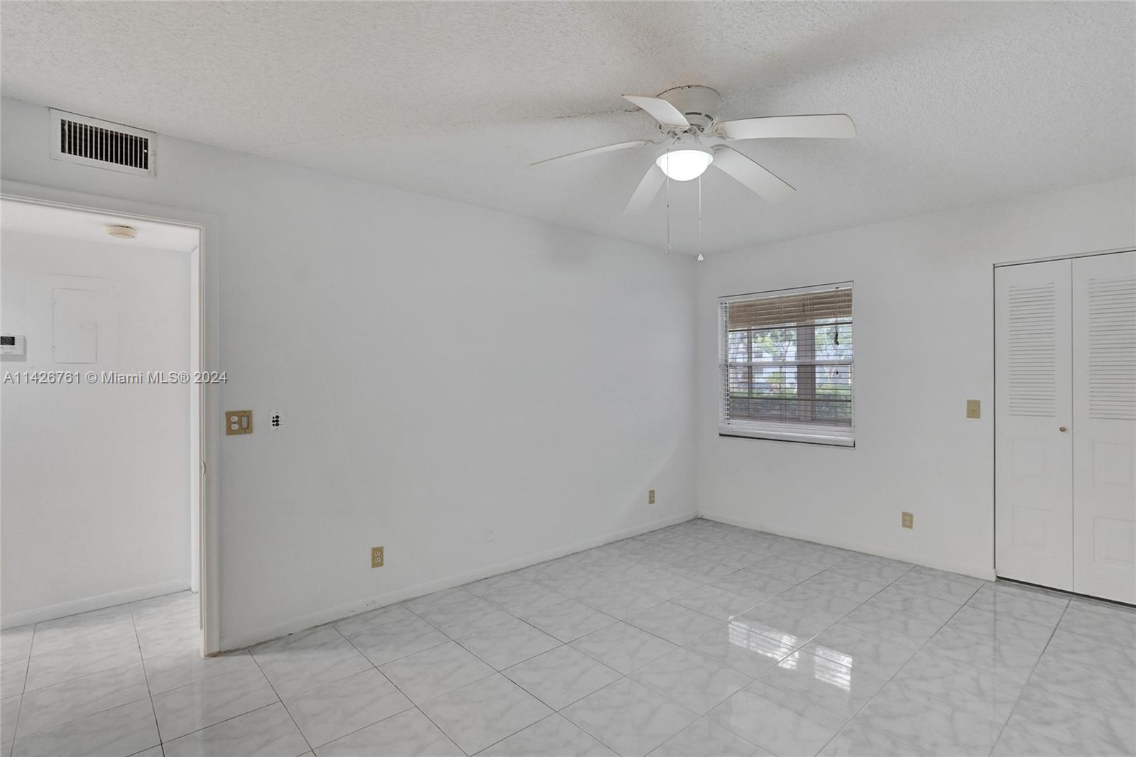 1401 135th Ter, Pembroke Pines, FL, 33027 United States, 2 Bedrooms Bedrooms, ,2 BathroomsBathrooms,Residential,For Sale,135th Ter,A11426761