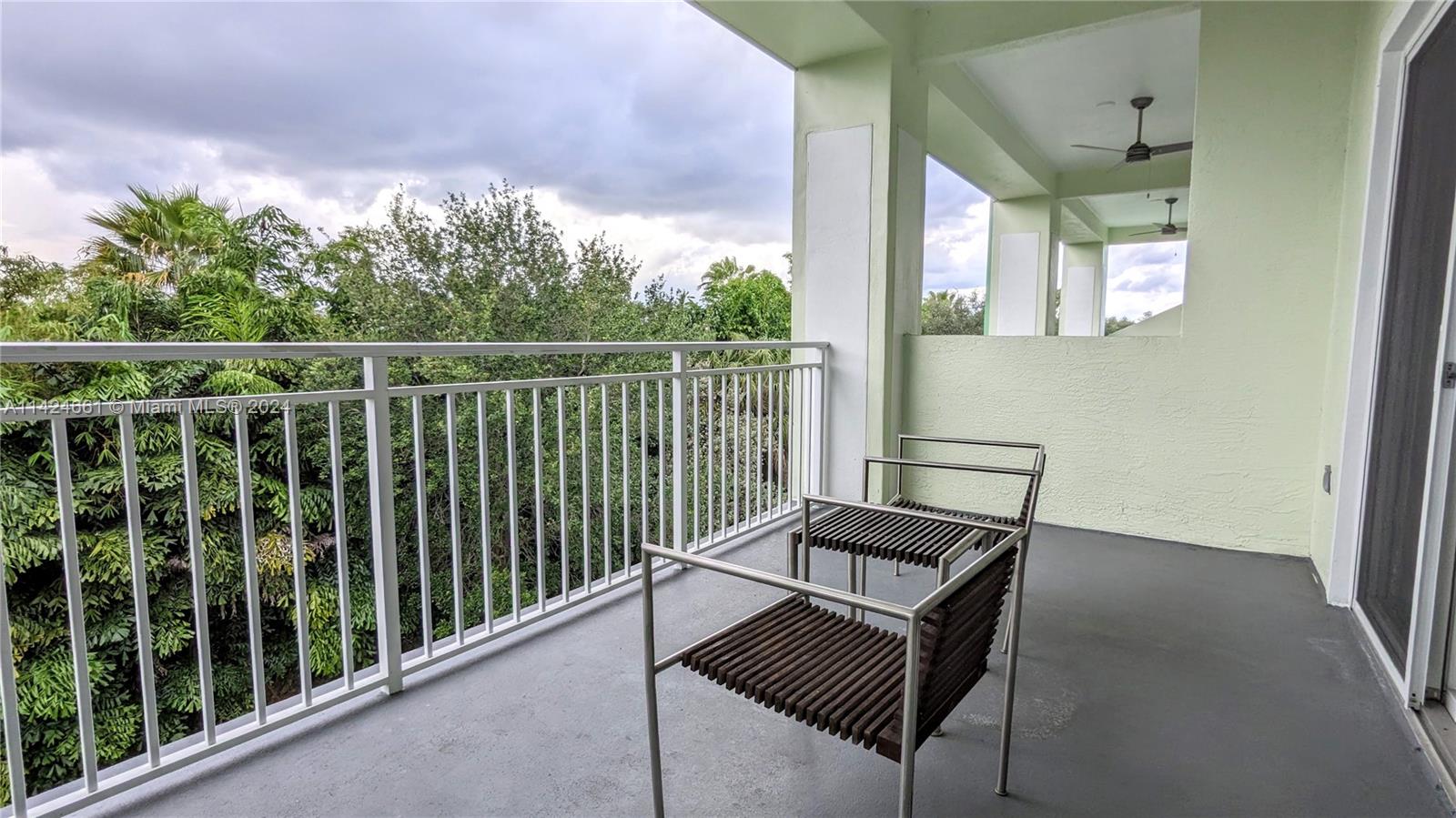 5300 NW 87th Ave 612, Doral, FL 33178, 3 Bedrooms Bedrooms, ,4 BathroomsBathrooms,Residential,For Sale,87th Ave,A11424661