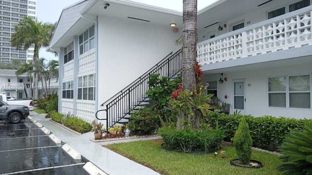 3131 Ocean Dr, Hallandale Beach, FL, 33009 United States, 1 Bedroom Bedrooms, ,1 BathroomBathrooms,Residential,For Sale,Ocean Dr,A11428942