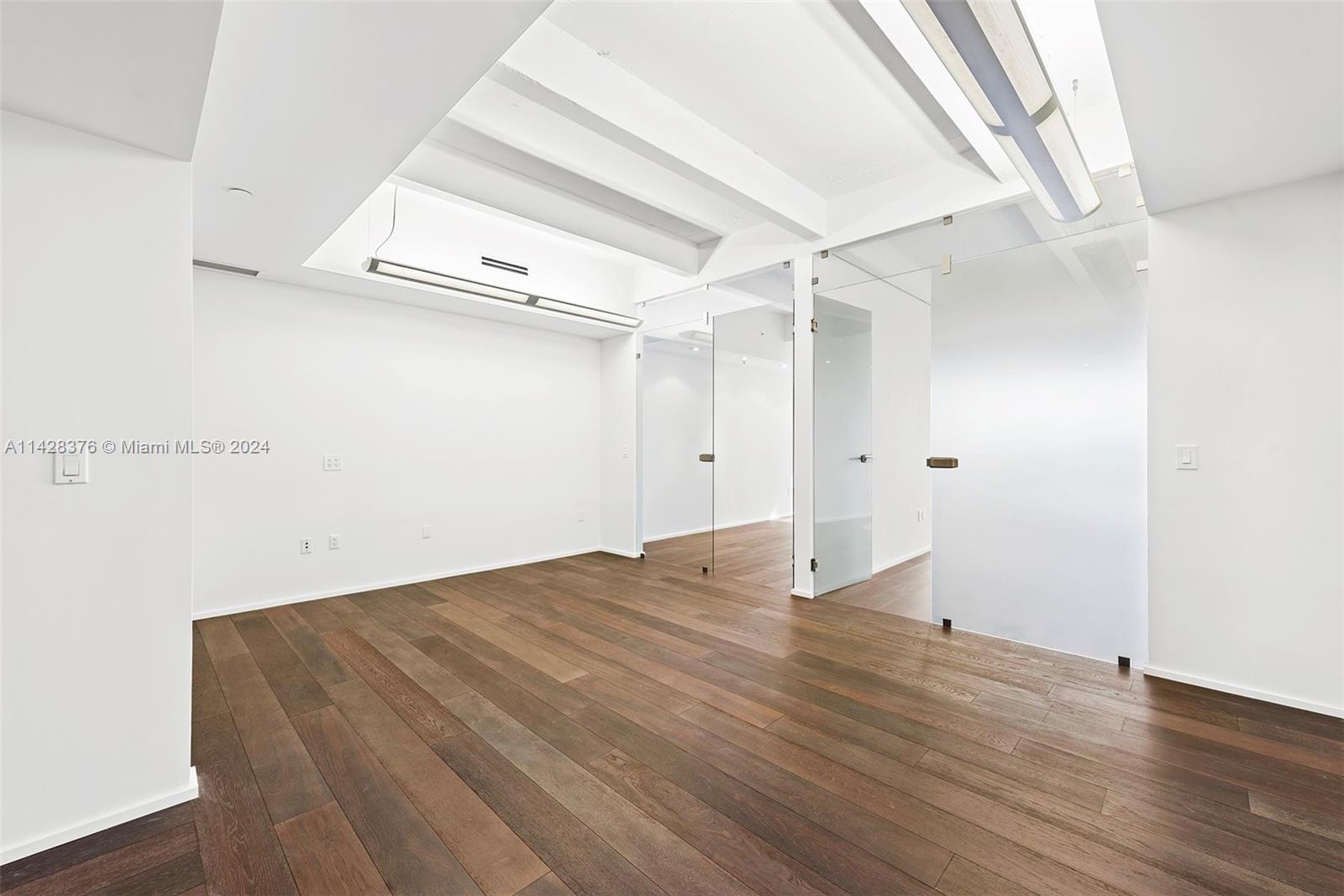 1680 Michigan Ave 919, Miami Beach, Florida 33139, ,Commerciallease,For Rent,1680 Michigan Ave 919,A11428376