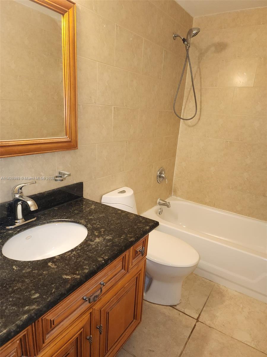 7170 Southgate Blvd, Tamarac, FL, 33321 United States, 1 Bedroom Bedrooms, ,1 BathroomBathrooms,Residential,For Sale,Southgate Blvd,A11428989