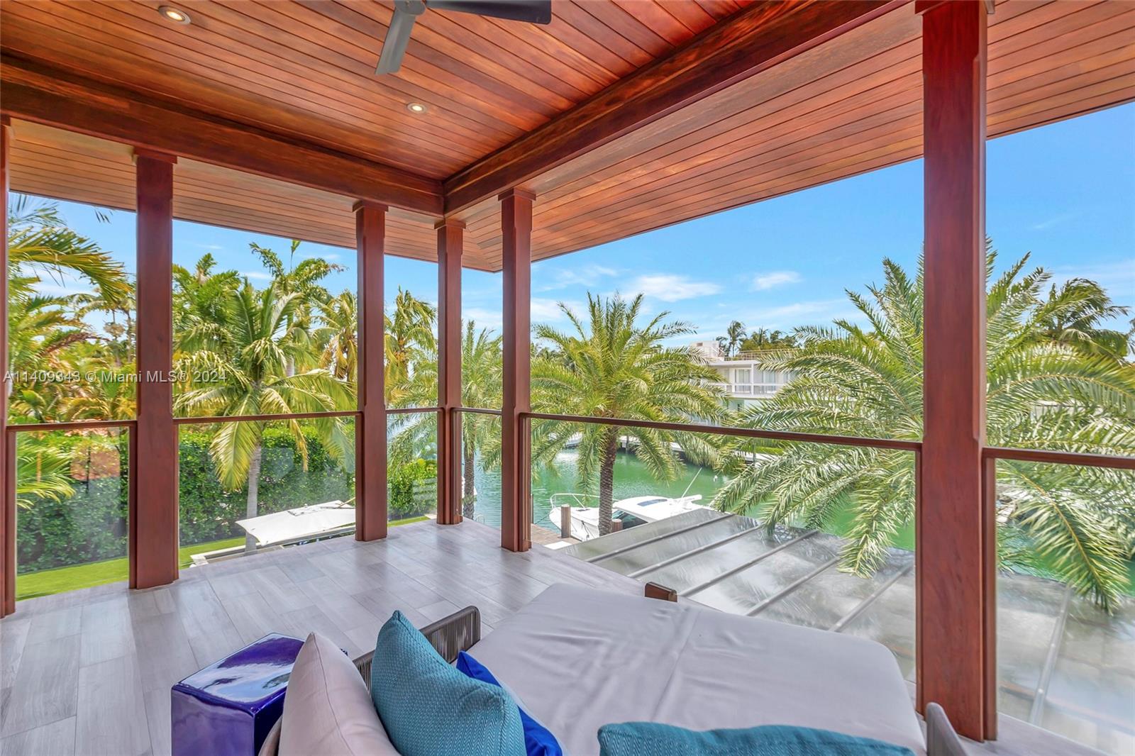 1020 Mariner Dr, Key Biscayne, FL, 33149 United States, 5 Bedrooms Bedrooms, ,6 BathroomsBathrooms,Residential,For Sale,Mariner Dr,A11409343