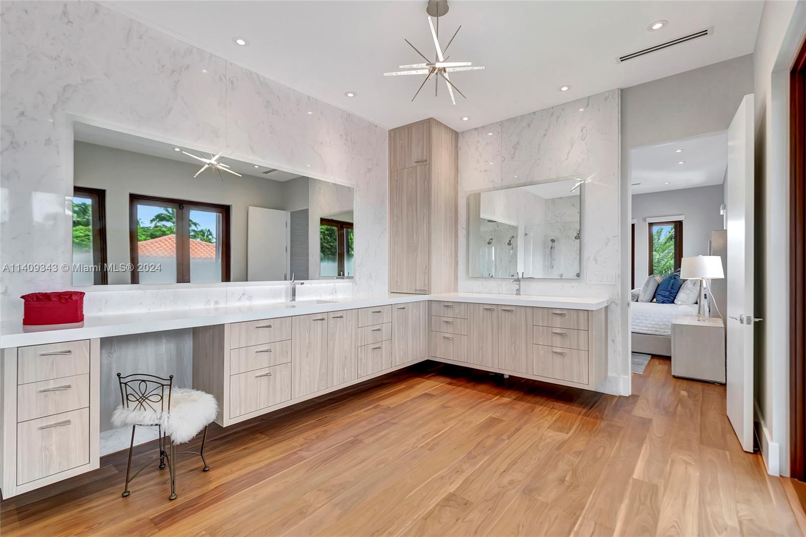 1020 Mariner Dr, Key Biscayne, FL, 33149 United States, 5 Bedrooms Bedrooms, ,6 BathroomsBathrooms,Residential,For Sale,Mariner Dr,A11409343