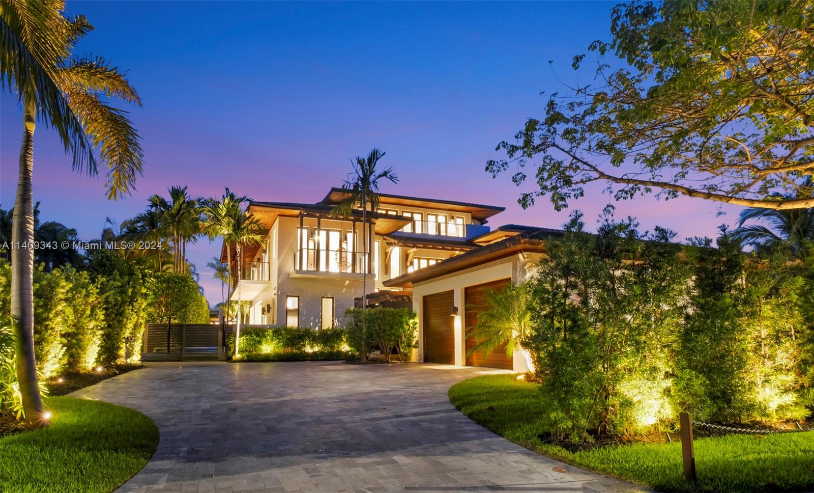 1020 Mariner Dr, Key Biscayne, FL, 33149 United States, 5 Bedrooms Bedrooms, ,6 BathroomsBathrooms,Residential,For Sale,Mariner Dr,A11409343
