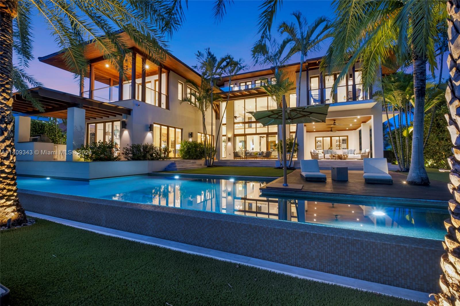 1020 Mariner Dr, Key Biscayne, FL, 33149 United States, 5 Bedrooms Bedrooms, ,6 BathroomsBathrooms,Residential,For Sale,Mariner Dr,A11409343