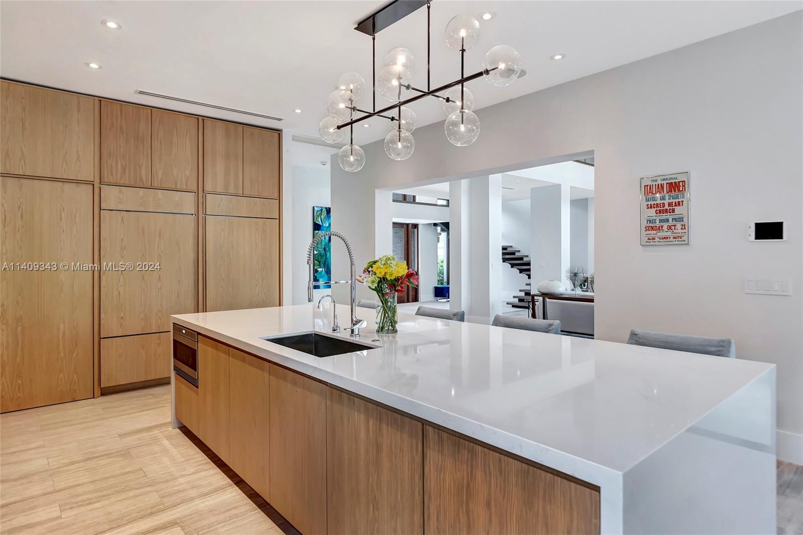 1020 Mariner Dr, Key Biscayne, FL, 33149 United States, 5 Bedrooms Bedrooms, ,6 BathroomsBathrooms,Residential,For Sale,Mariner Dr,A11409343