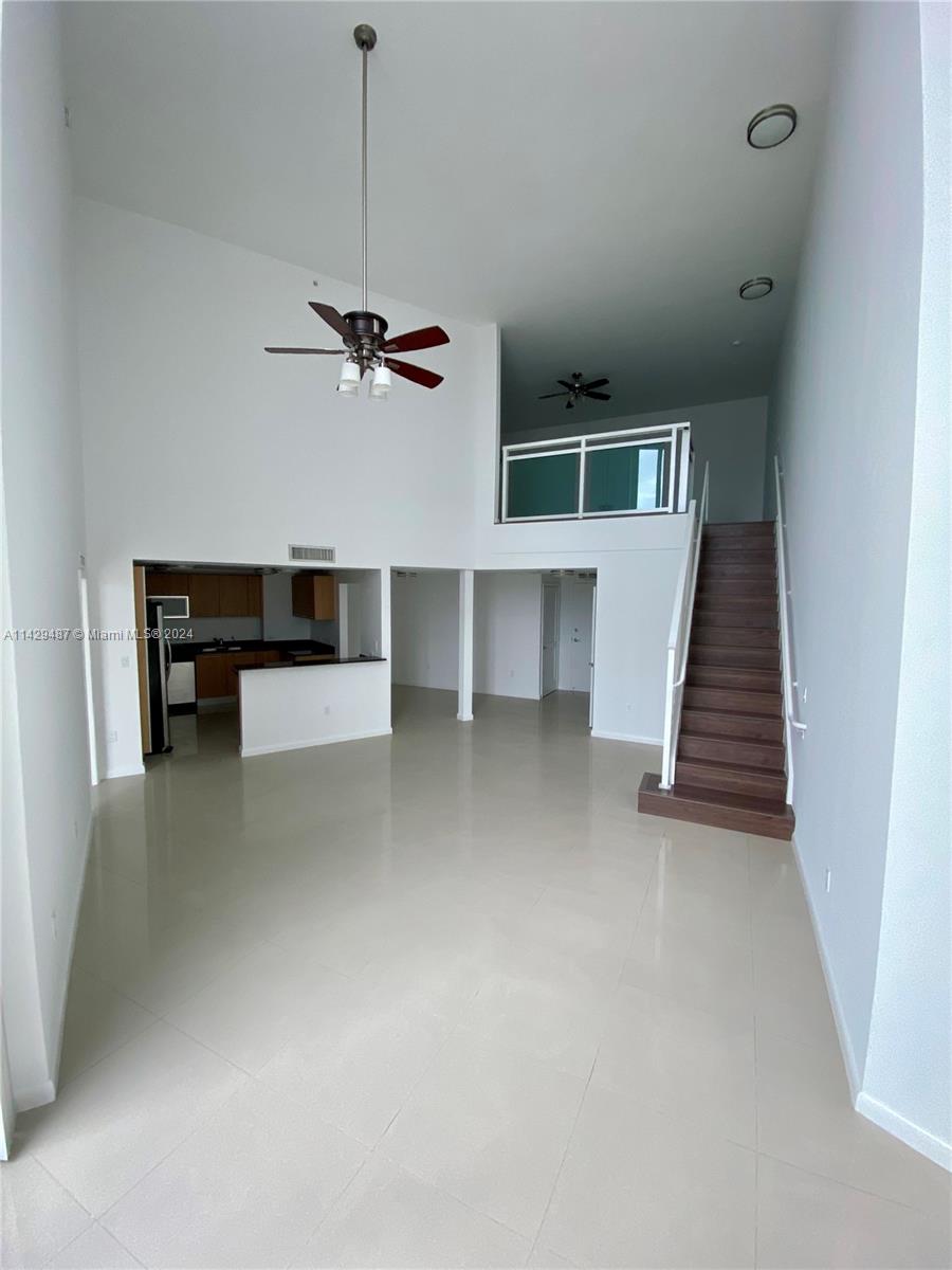 Bright and open Living area