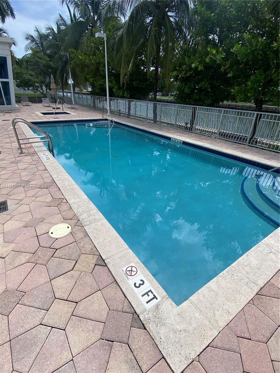 3000 188th St, Aventura, FL, 33180 United States, 2 Bedrooms Bedrooms, ,2 BathroomsBathrooms,Residential,For Sale,188th St,A11429487