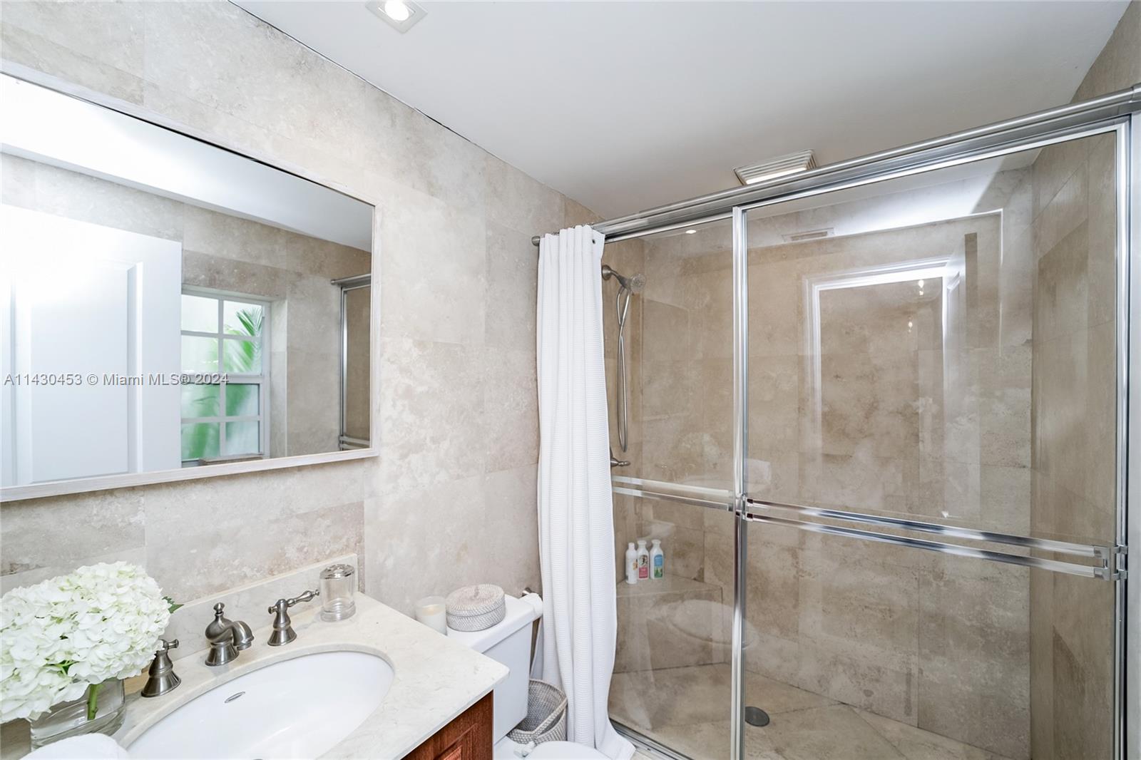 Back House Bathroom