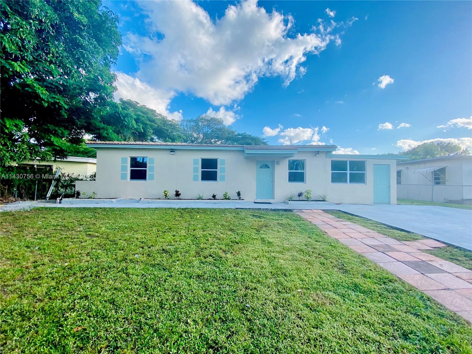 1524 NW 15th ST  For Sale A11430756, FL