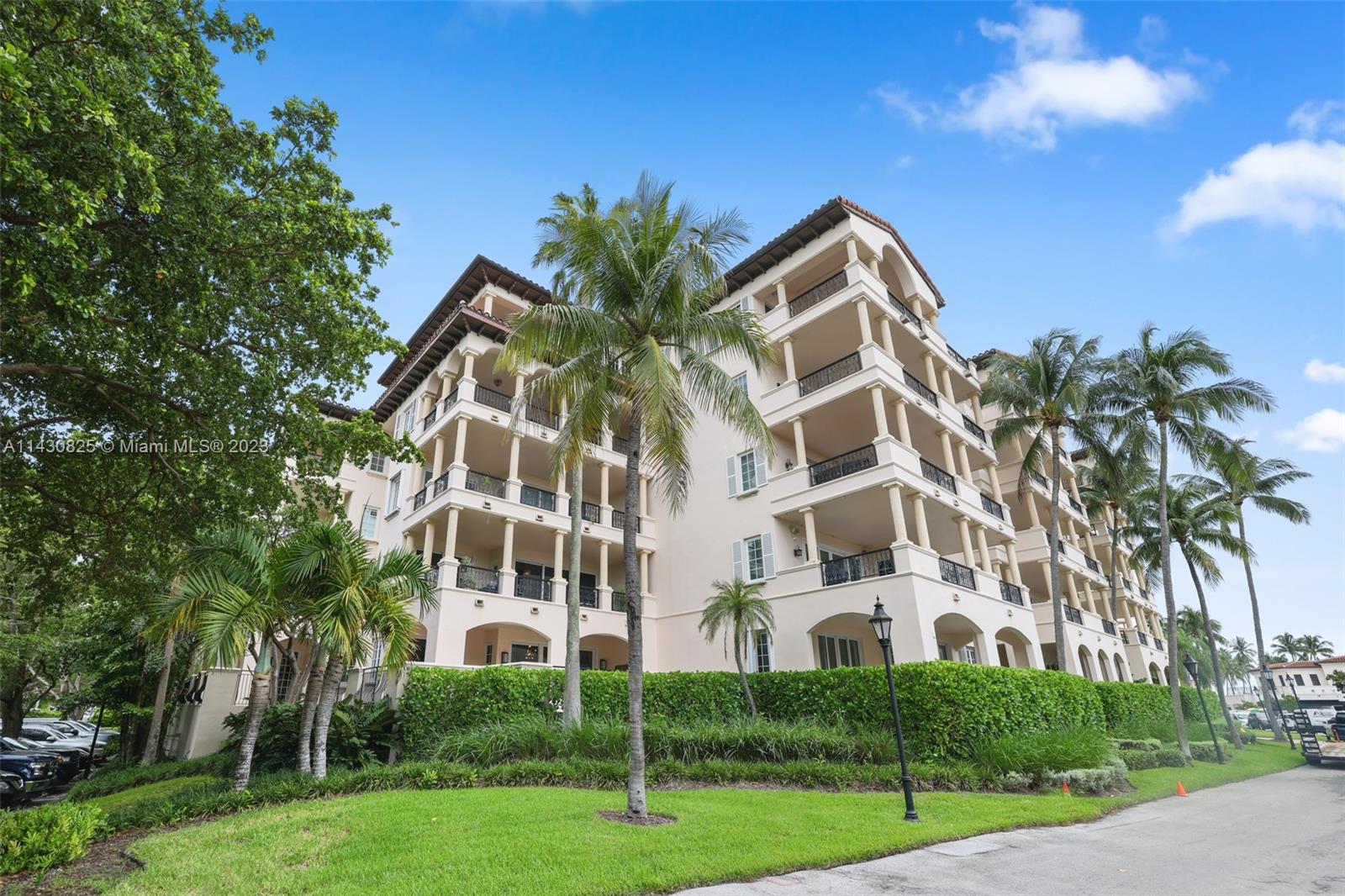 19116  Fisher Island Dr #19116 For Sale A11430825, FL