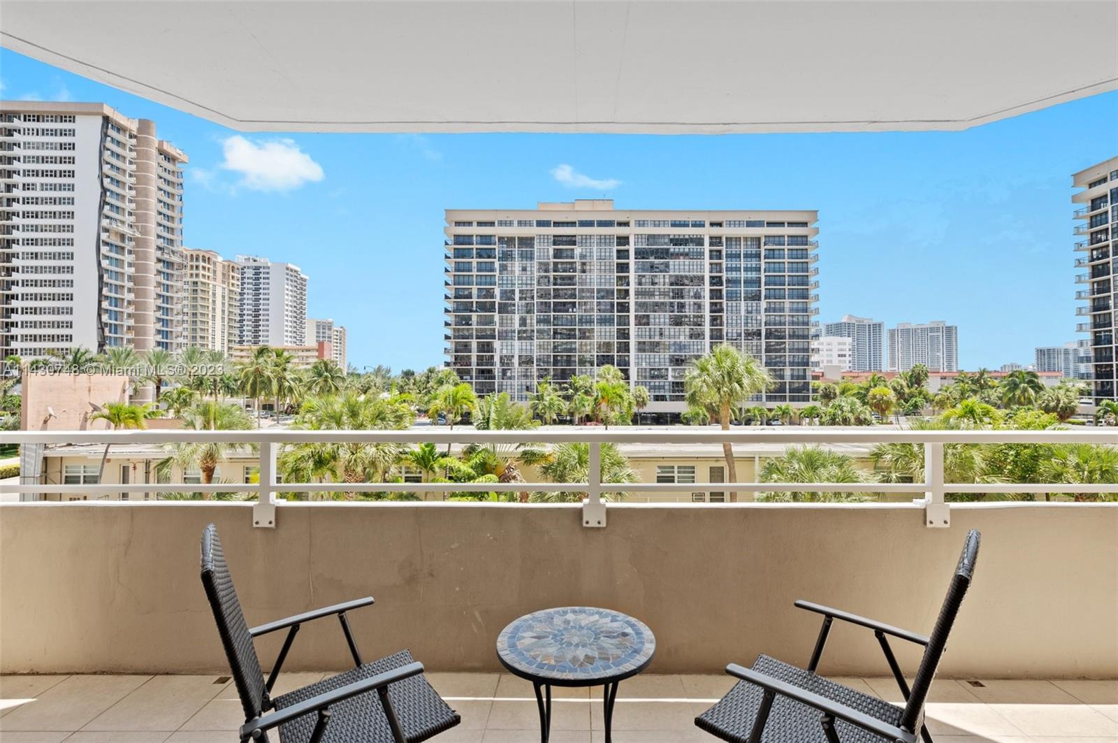 1985 S Ocean Dr #2L For Sale A11430748, FL