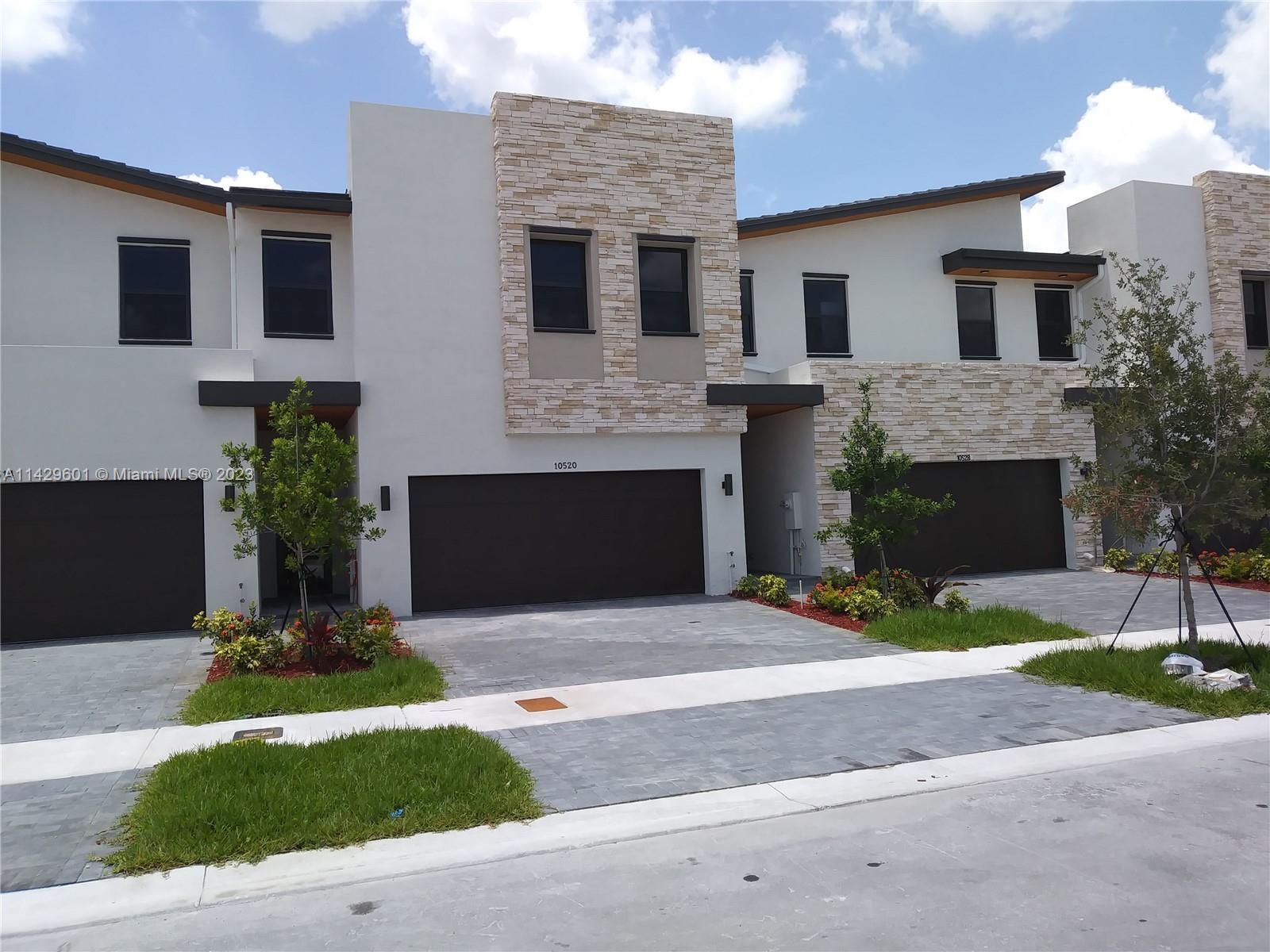 10520 NW 79th St  For Sale A11429601, FL