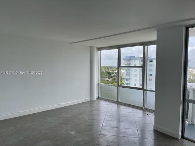 900 Bay Dr 907, Miami Beach, Florida 33141, 1 Bedroom Bedrooms, ,1 BathroomBathrooms,Residentiallease,For Rent,900 Bay Dr 907,A11431743