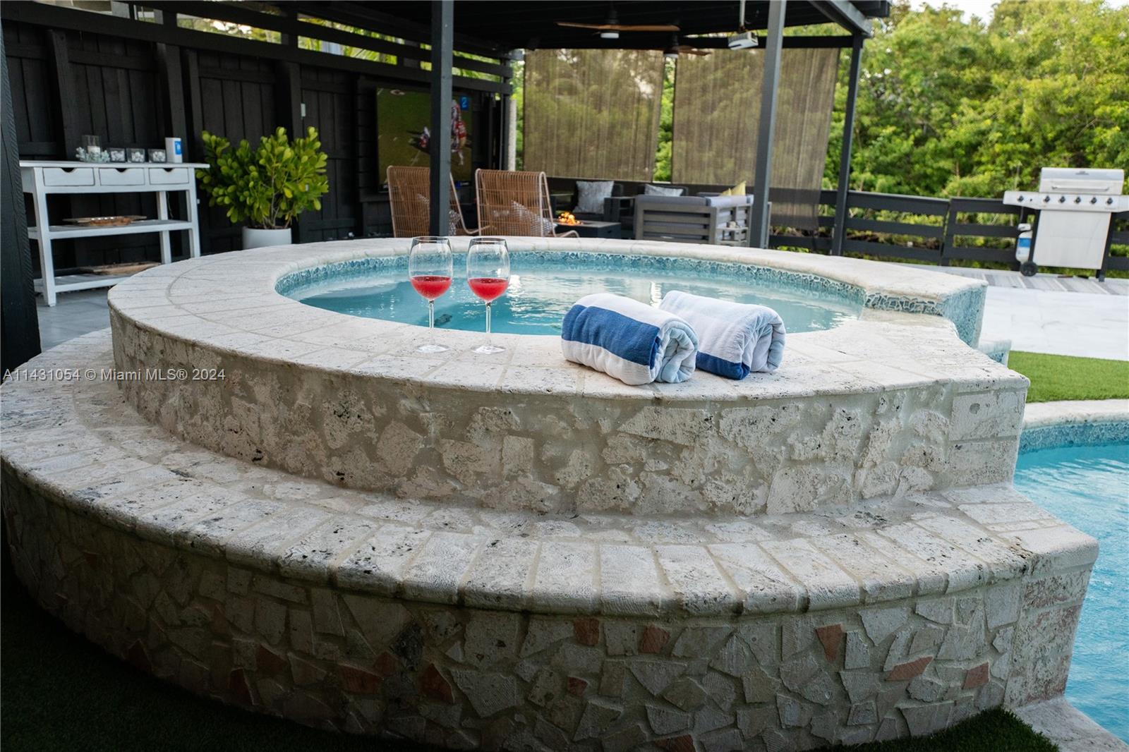 2355 NE 195th St 0, Miami, Florida 33180, 3 Bedrooms Bedrooms, ,3 BathroomsBathrooms,Residentiallease,For Rent,2355 NE 195th St 0,A11431054