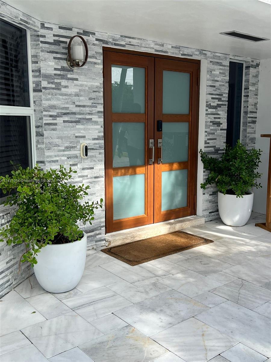 2355 NE 195th St 0, Miami, Florida 33180, 3 Bedrooms Bedrooms, ,3 BathroomsBathrooms,Residentiallease,For Rent,2355 NE 195th St 0,A11431054