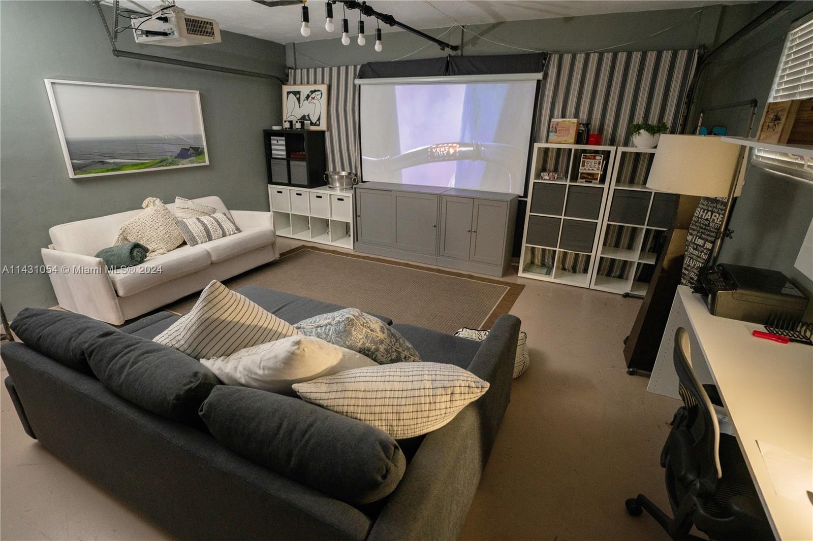 2355 NE 195th St 0, Miami, Florida 33180, 3 Bedrooms Bedrooms, ,3 BathroomsBathrooms,Residentiallease,For Rent,2355 NE 195th St 0,A11431054