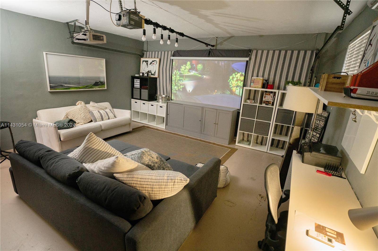 2355 NE 195th St 0, Miami, Florida 33180, 3 Bedrooms Bedrooms, ,3 BathroomsBathrooms,Residentiallease,For Rent,2355 NE 195th St 0,A11431054