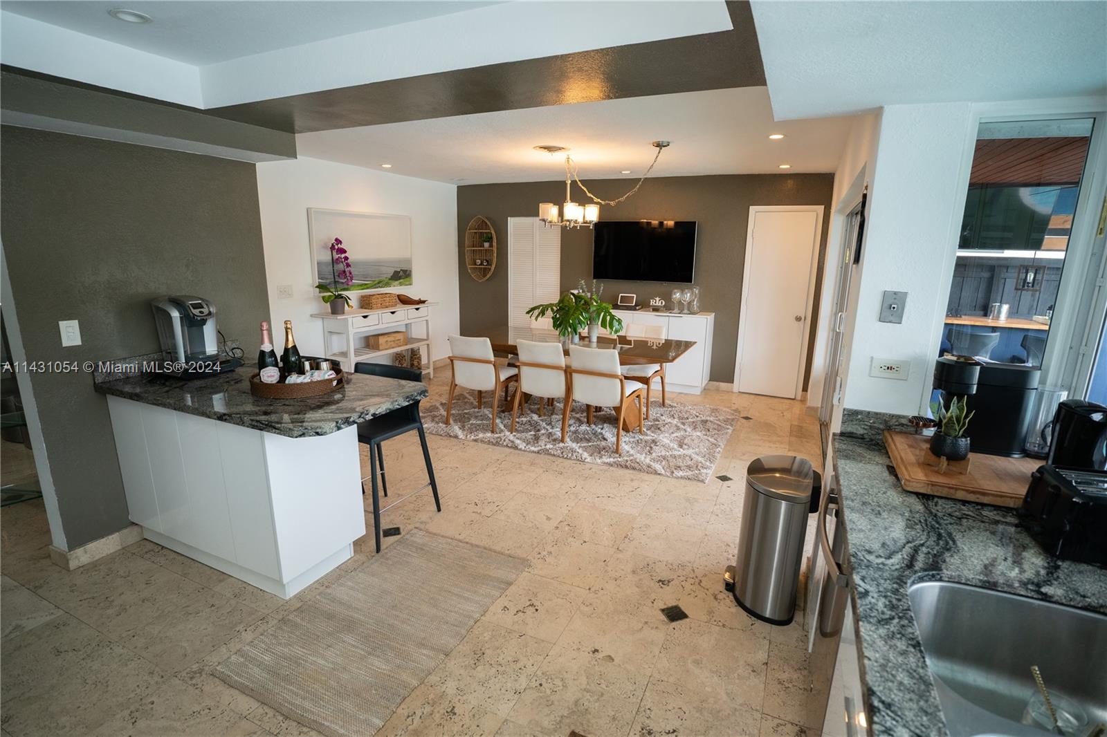 2355 NE 195th St 0, Miami, Florida 33180, 3 Bedrooms Bedrooms, ,3 BathroomsBathrooms,Residentiallease,For Rent,2355 NE 195th St 0,A11431054