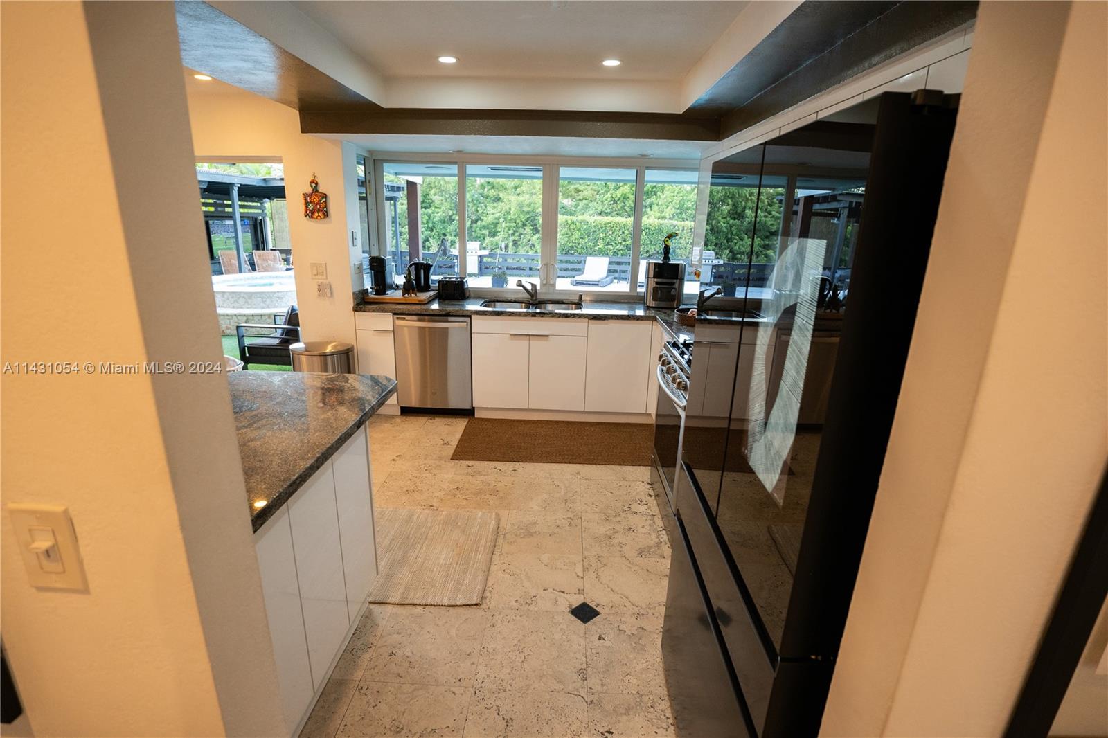 2355 NE 195th St 0, Miami, Florida 33180, 3 Bedrooms Bedrooms, ,3 BathroomsBathrooms,Residentiallease,For Rent,2355 NE 195th St 0,A11431054