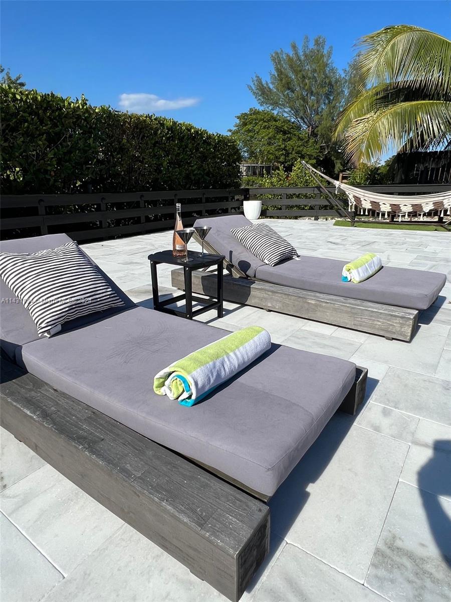 2355 NE 195th St 0, Miami, Florida 33180, 3 Bedrooms Bedrooms, ,3 BathroomsBathrooms,Residentiallease,For Rent,2355 NE 195th St 0,A11431054