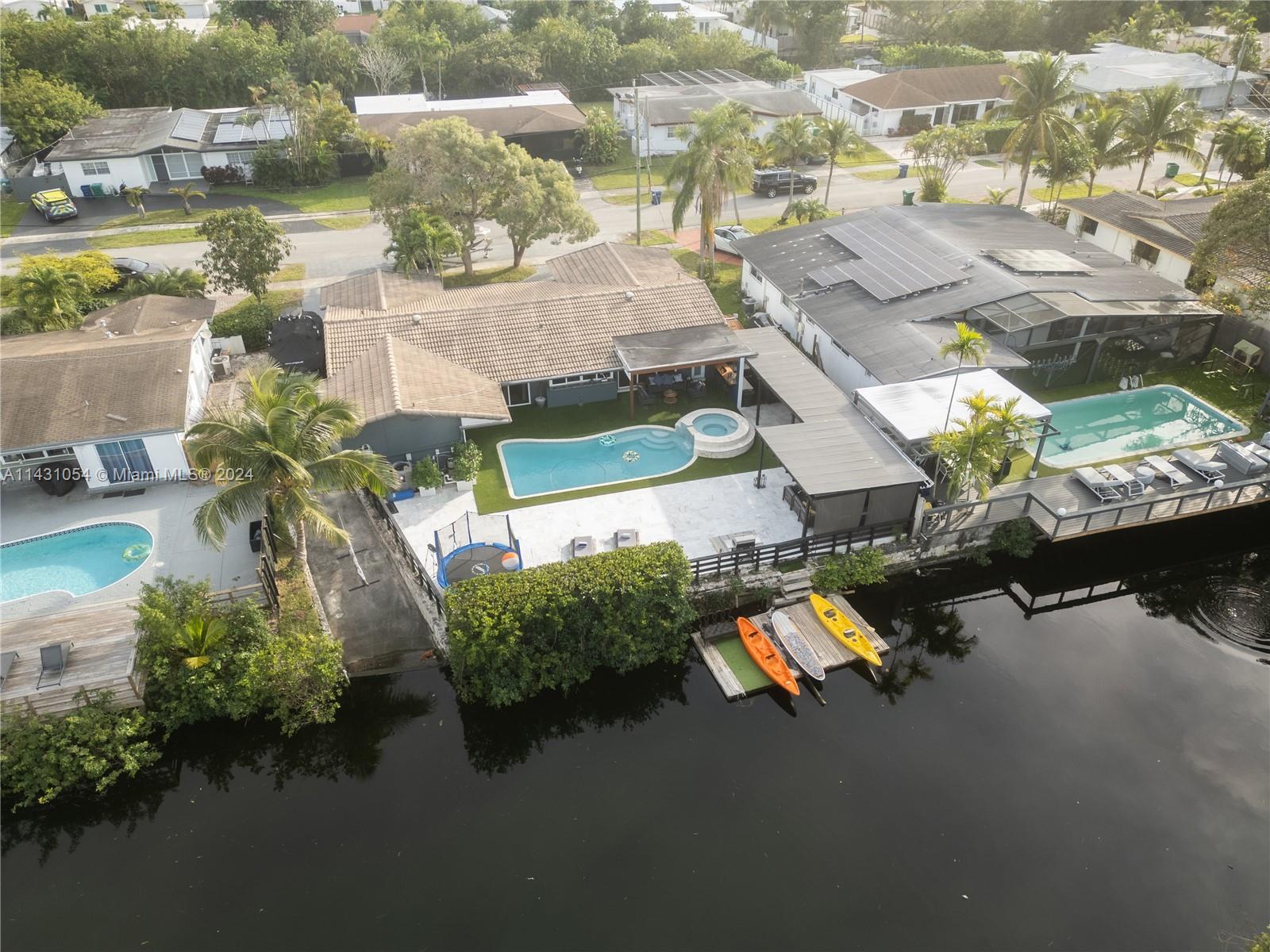 2355 NE 195th St 0, Miami, Florida 33180, 3 Bedrooms Bedrooms, ,3 BathroomsBathrooms,Residentiallease,For Rent,2355 NE 195th St 0,A11431054