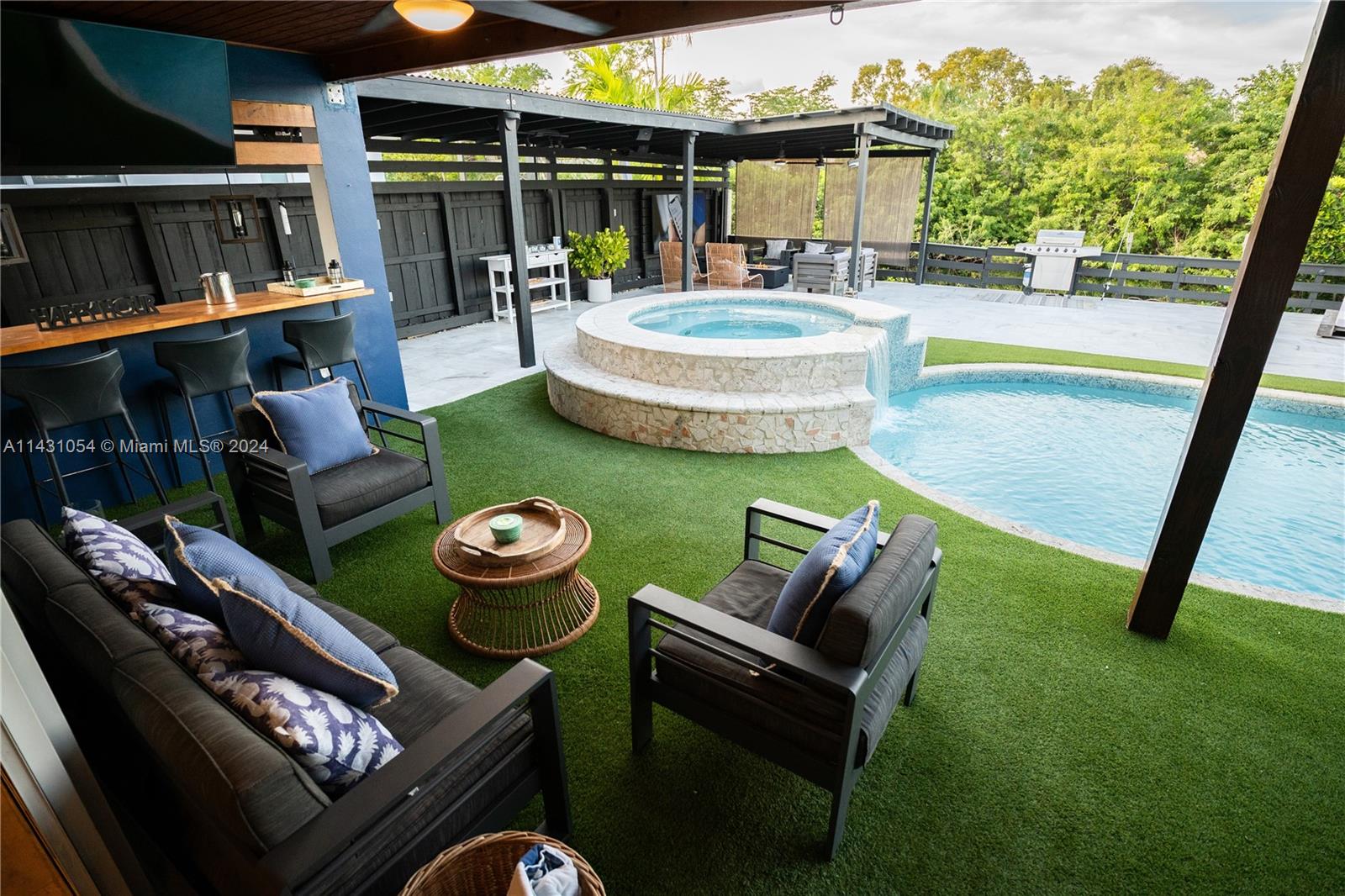 2355 NE 195th St 0, Miami, Florida 33180, 3 Bedrooms Bedrooms, ,3 BathroomsBathrooms,Residentiallease,For Rent,2355 NE 195th St 0,A11431054