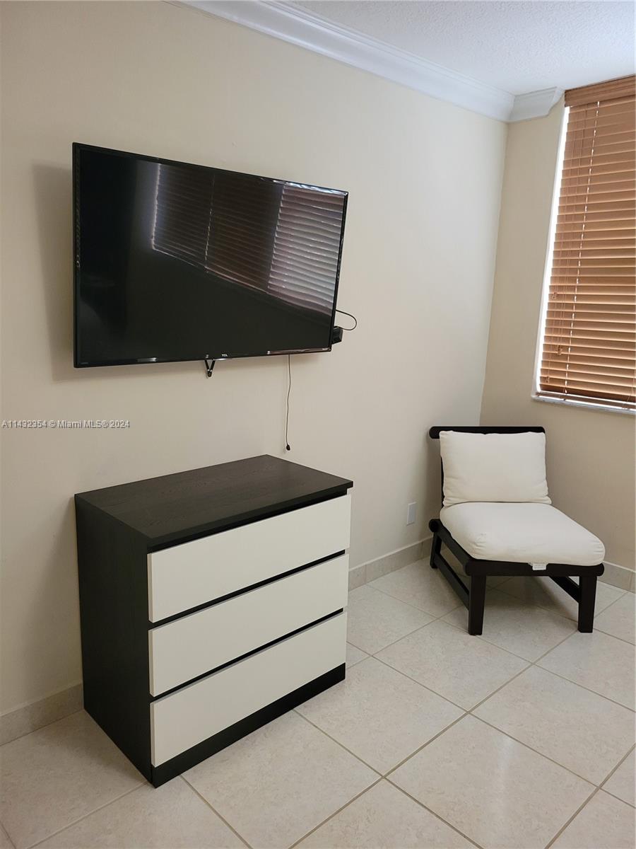 3140 S Ocean Dr 210, Hallandale Beach, Florida 33009, 2 Bedrooms Bedrooms, ,2 BathroomsBathrooms,Residentiallease,For Rent,3140 S Ocean Dr 210,A11432354