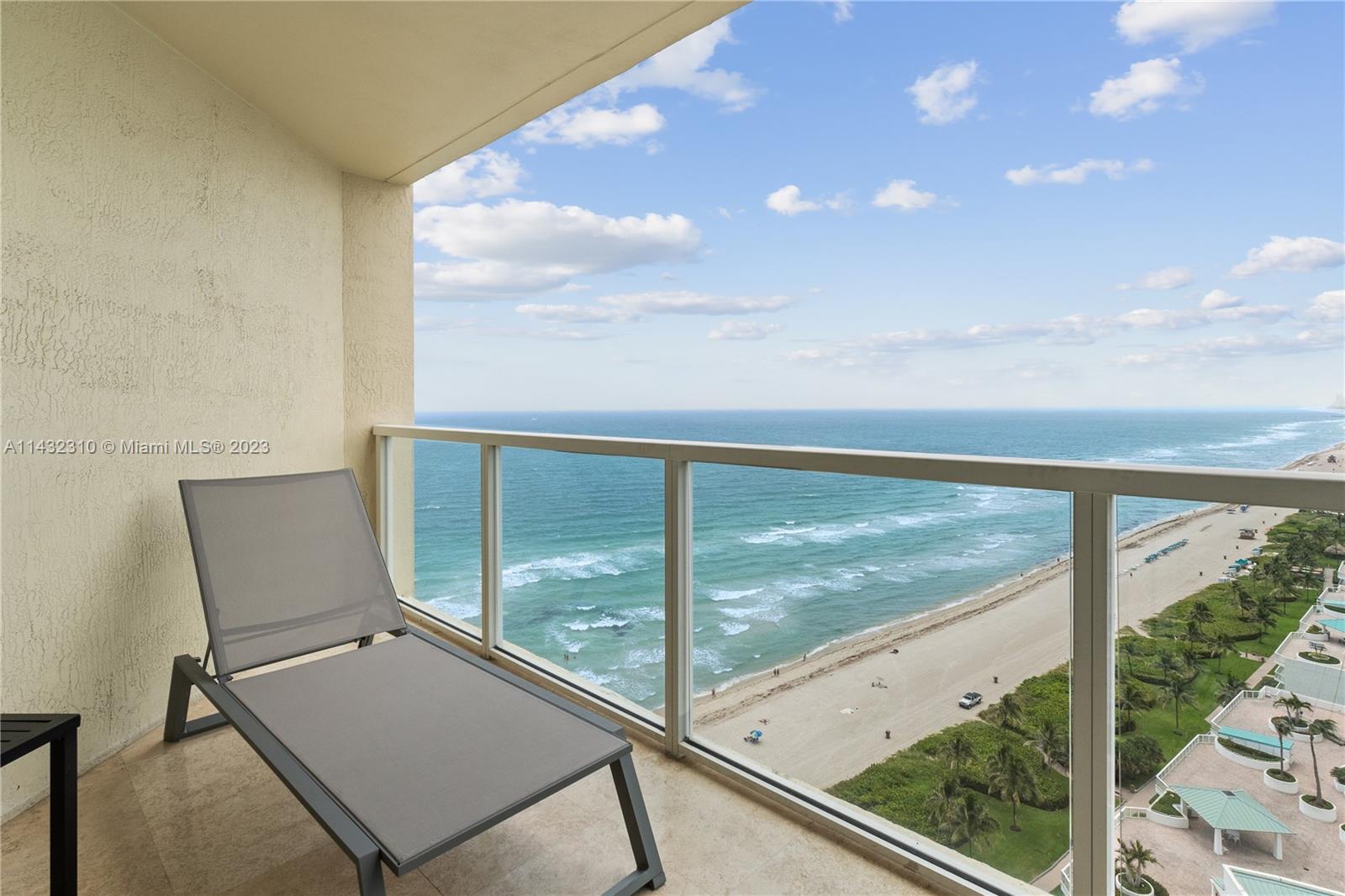 Condo for Rent in Sunny Isles Beach, FL