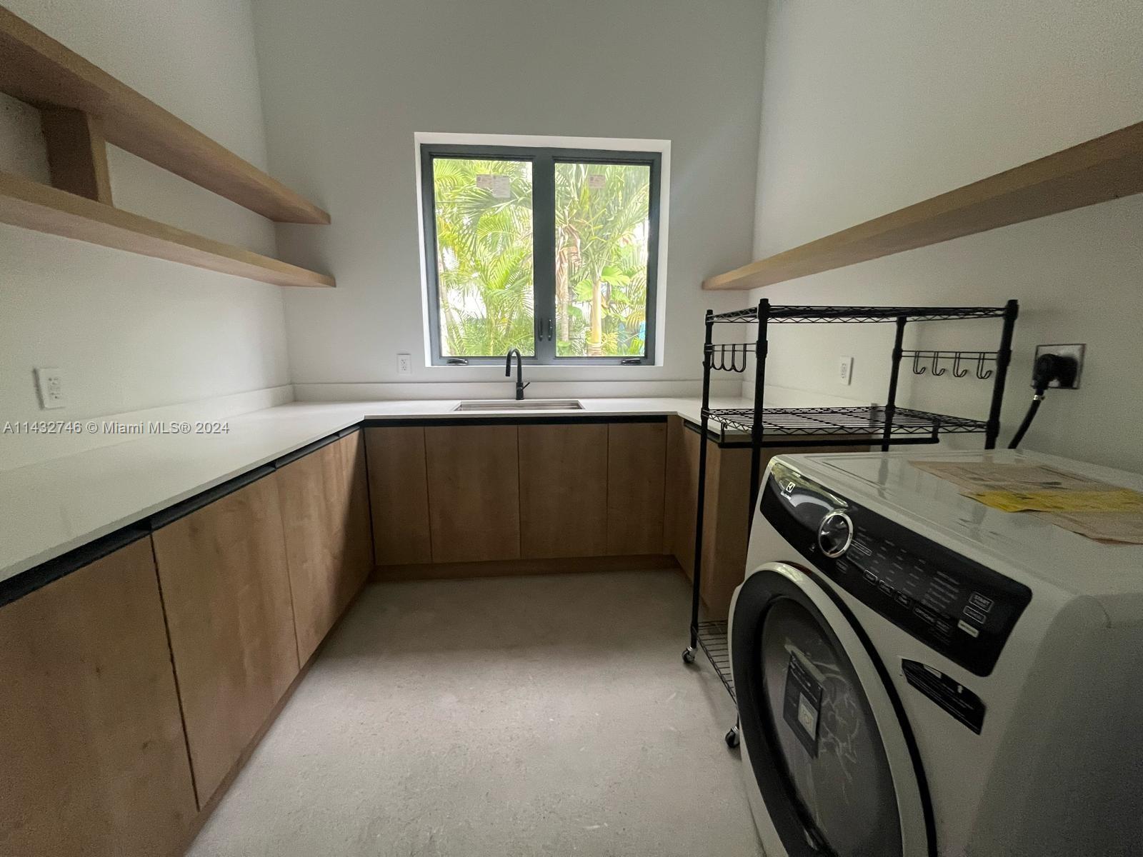 2730 17th Ave, Miami, FL, 33133 United States, 5 Bedrooms Bedrooms, ,5 BathroomsBathrooms,Residential,For Sale,17th Ave,A11432746