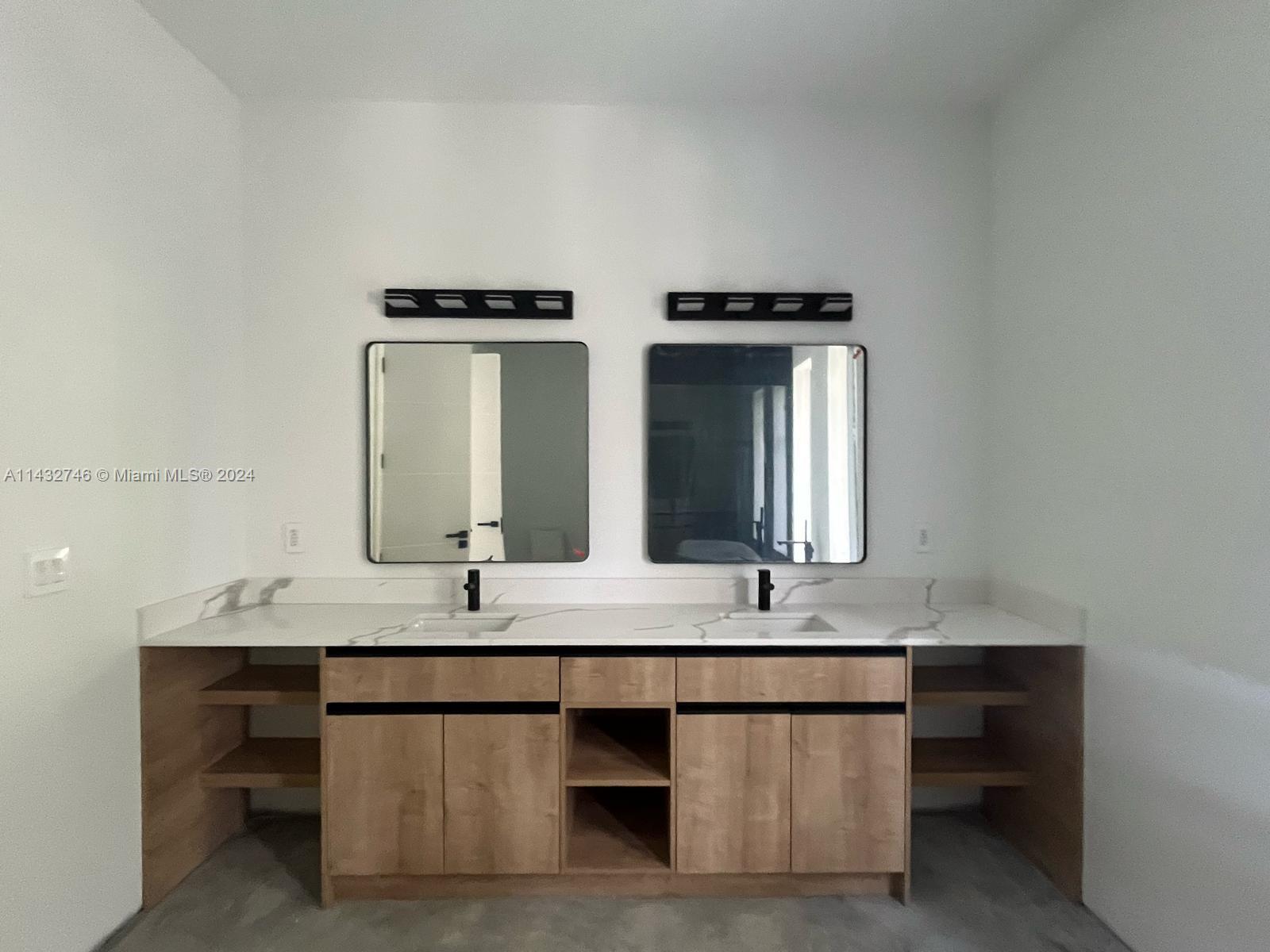 2730 17th Ave, Miami, FL, 33133 United States, 5 Bedrooms Bedrooms, ,5 BathroomsBathrooms,Residential,For Sale,17th Ave,A11432746