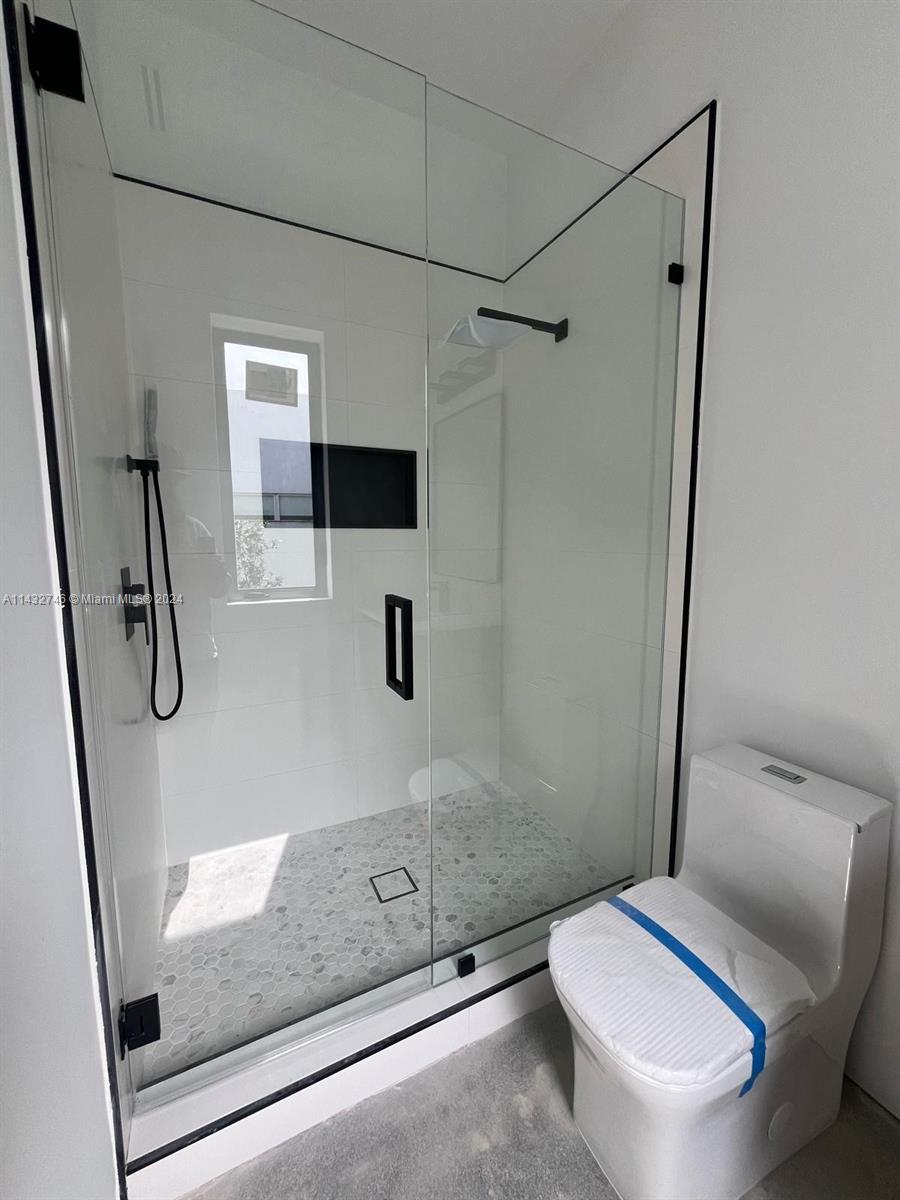 2730 17th Ave, Miami, FL, 33133 United States, 5 Bedrooms Bedrooms, ,5 BathroomsBathrooms,Residential,For Sale,17th Ave,A11432746