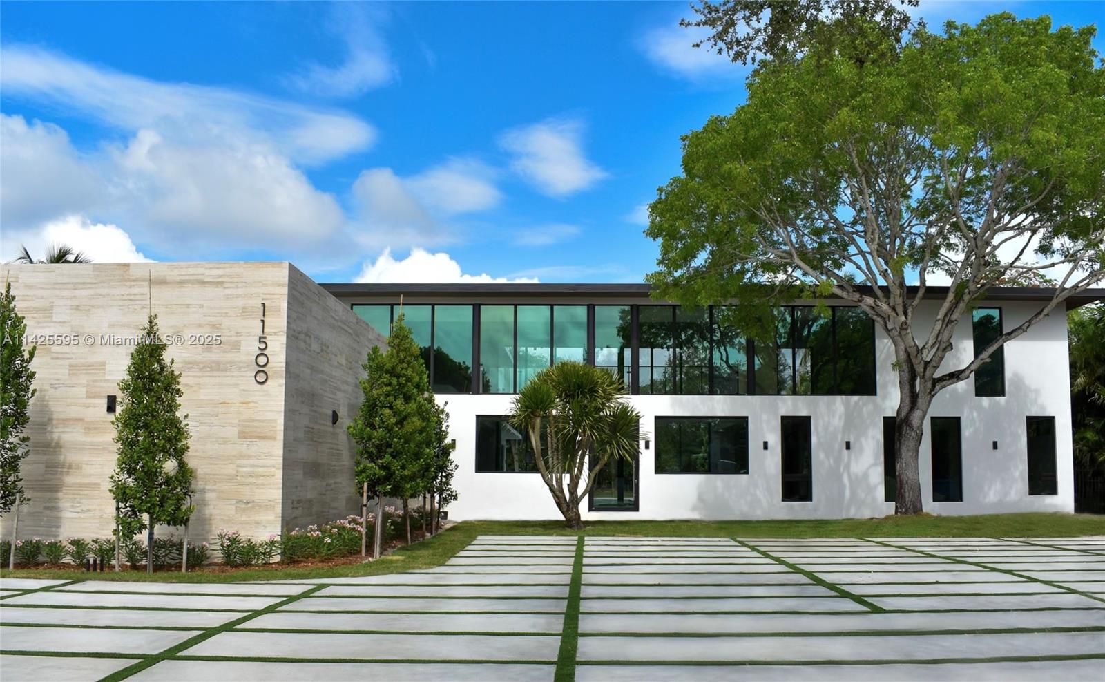 11500 60th Ave, Pinecrest, FL, 33156 United States, 8 Bedrooms Bedrooms, ,8 BathroomsBathrooms,Residential,For Sale,60th Ave,A11425595