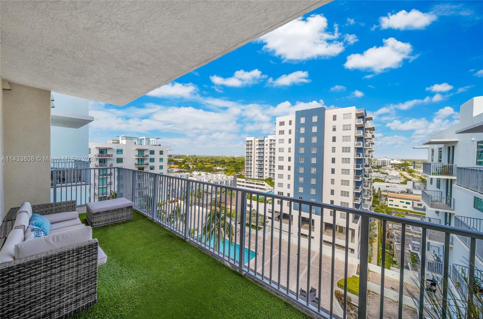 140 S Dixie Hwy #1008 For Sale A11433808, FL