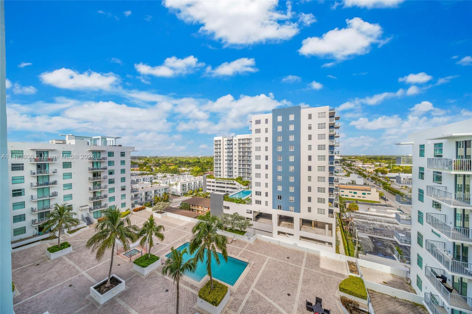 140 S Dixie Hwy 1008, Hollywood, Florida 33020, 1 Bedroom Bedrooms, ,1 BathroomBathrooms,Residential,For Sale,140 S Dixie Hwy 1008,A11433808