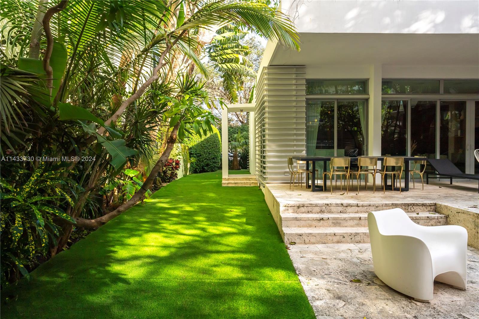 242 Washington Ave, Miami Beach, Florida 33139, 1 Bedroom Bedrooms, ,1 BathroomBathrooms,Residentiallease,For Rent,242 Washington Ave,A11433730