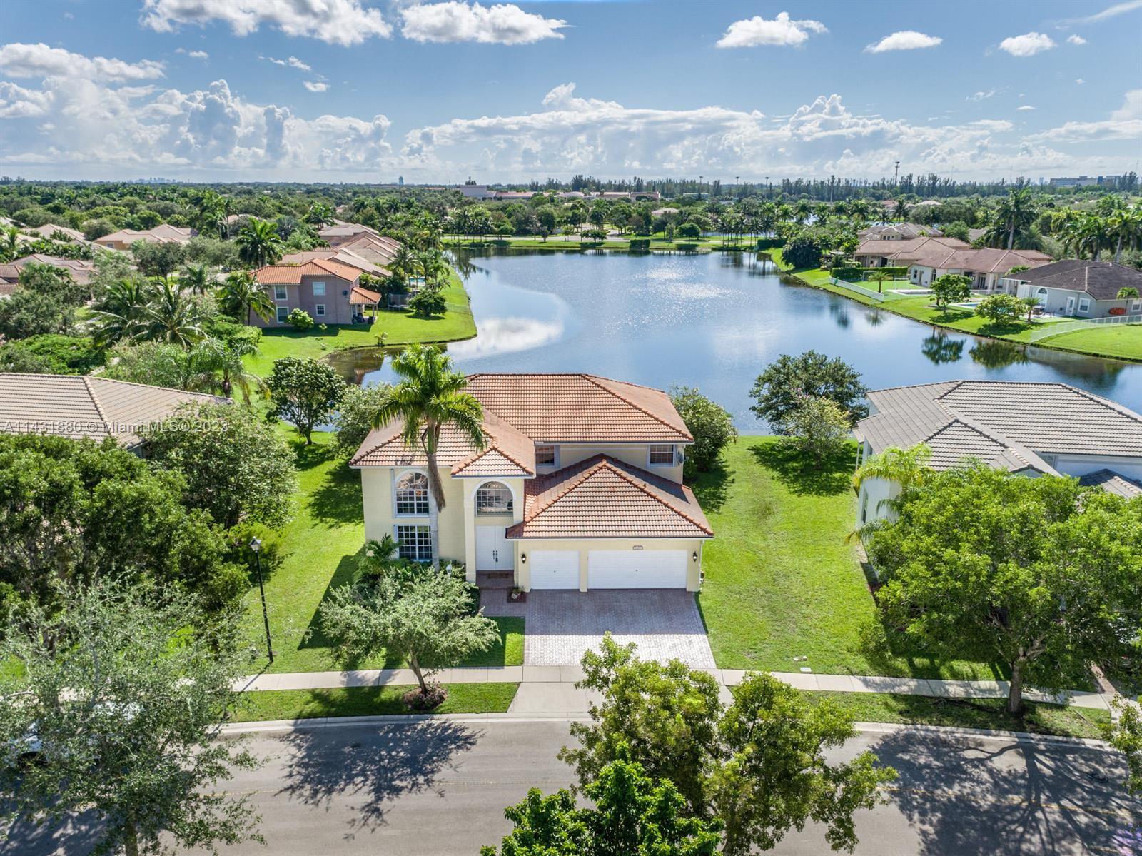 1421 NW 138th Way, Pembroke Pines, Florida image 1