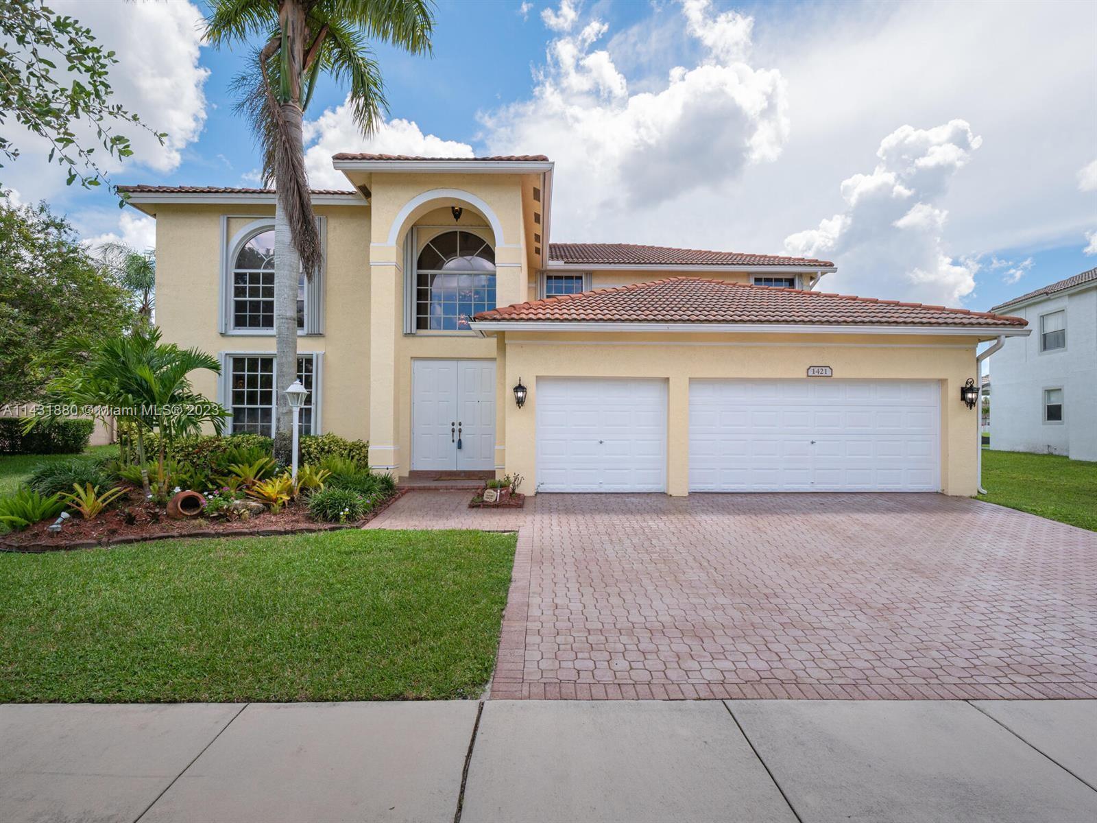 1421 NW 138th Way, Pembroke Pines, Florida image 4