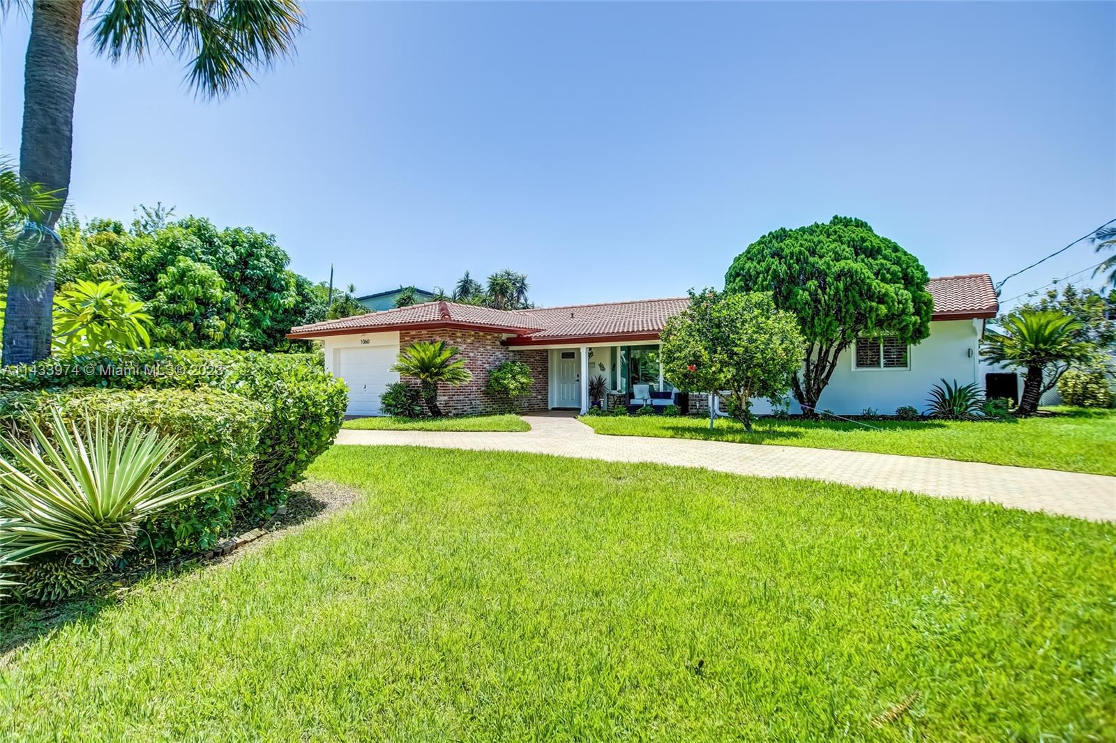 1060 NE 26th Ave  For Sale A11433974, FL