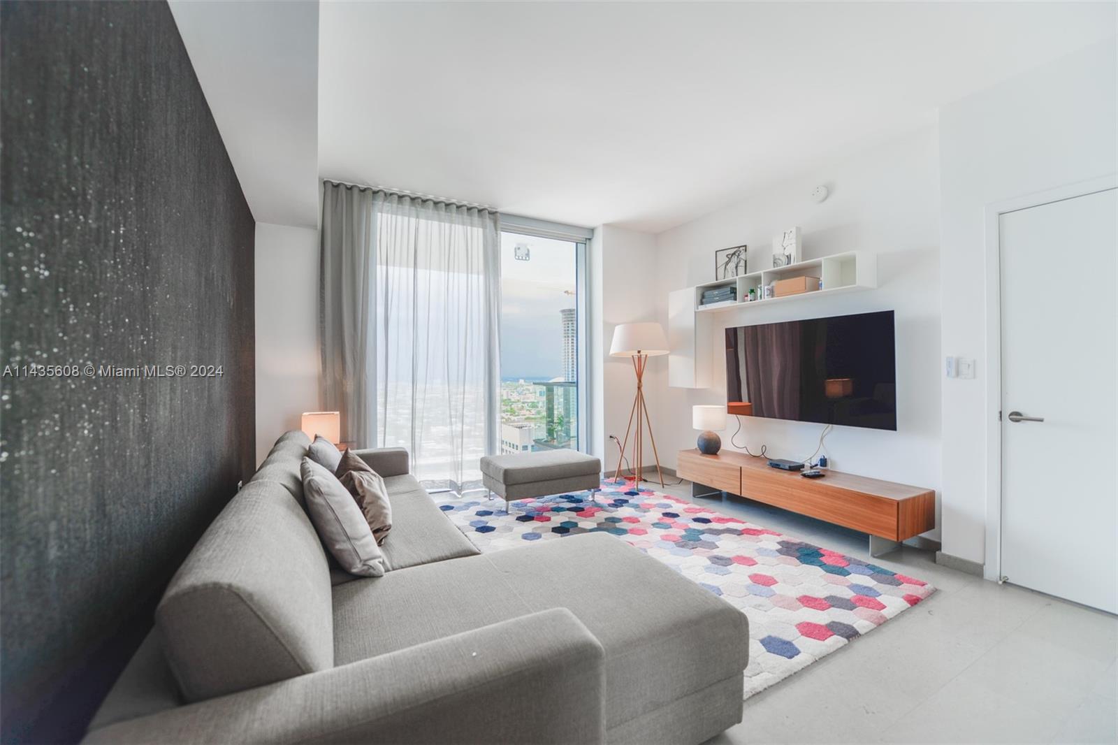 88 SW 7th St 3504, Miami, Florida 33130, 2 Bedrooms Bedrooms, ,2 BathroomsBathrooms,Residential,For Sale,88 SW 7th St 3504,A11435608