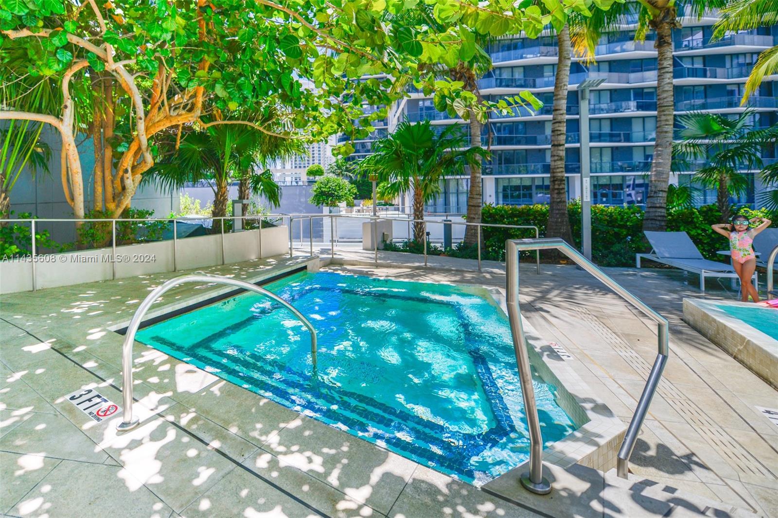 88 SW 7th St 3504, Miami, Florida 33130, 2 Bedrooms Bedrooms, ,2 BathroomsBathrooms,Residential,For Sale,88 SW 7th St 3504,A11435608