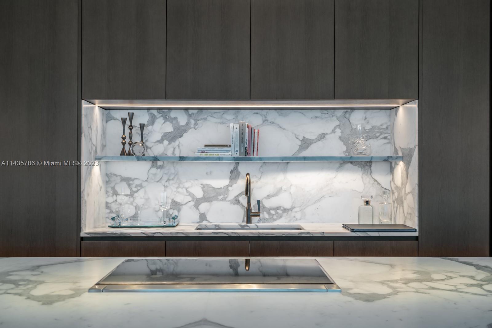 300 Biscayne Blvd, Miami, FL, 33132 United States, 2 Bedrooms Bedrooms, ,2 BathroomsBathrooms,Residential,For Sale,Biscayne Blvd,A11435786