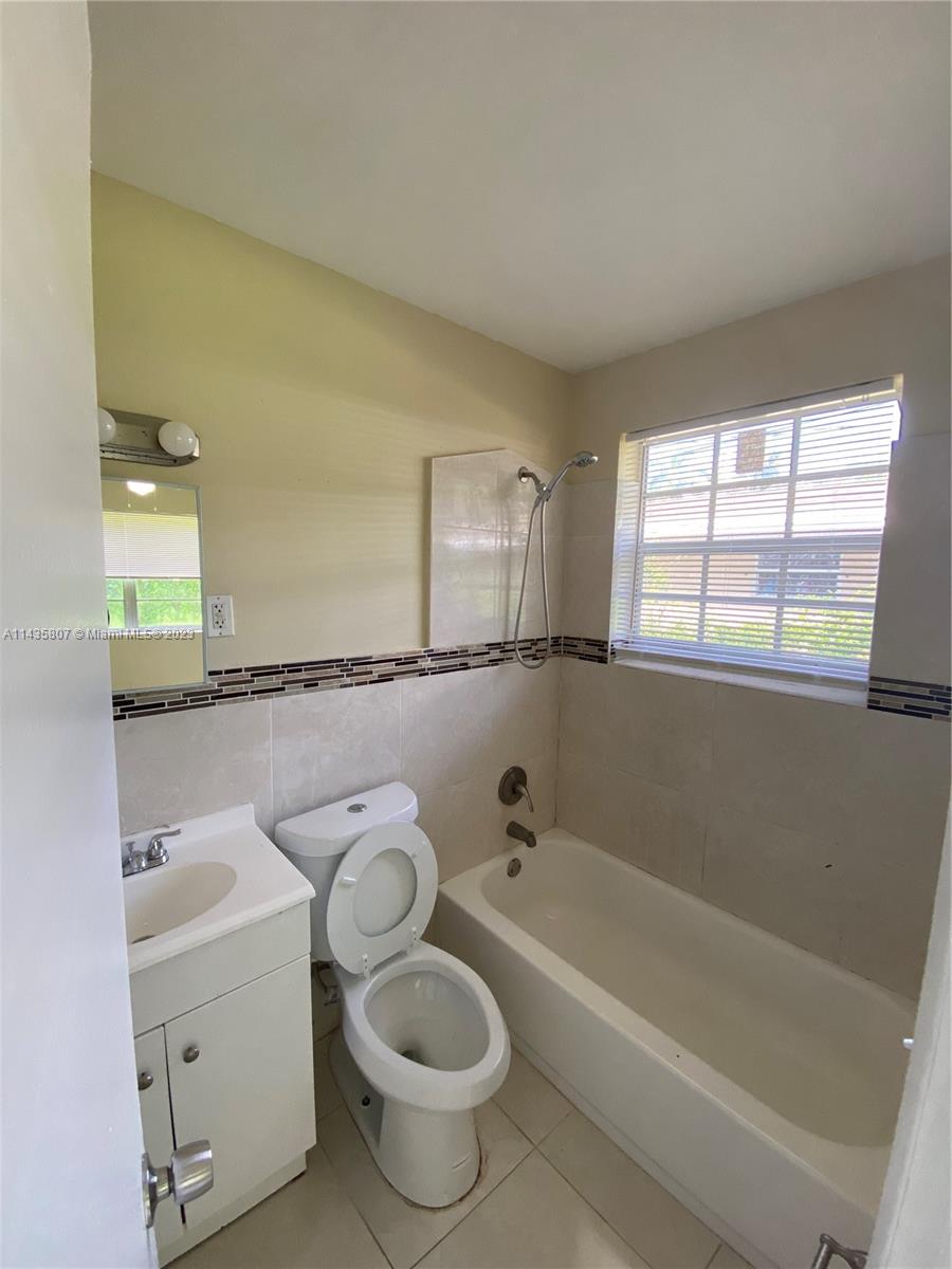 1809 22nd St, Fort Lauderdale, FL, 33315 United States, 3 Bedrooms Bedrooms, ,2 BathroomsBathrooms,Residential,For Sale,22nd St,A11435807