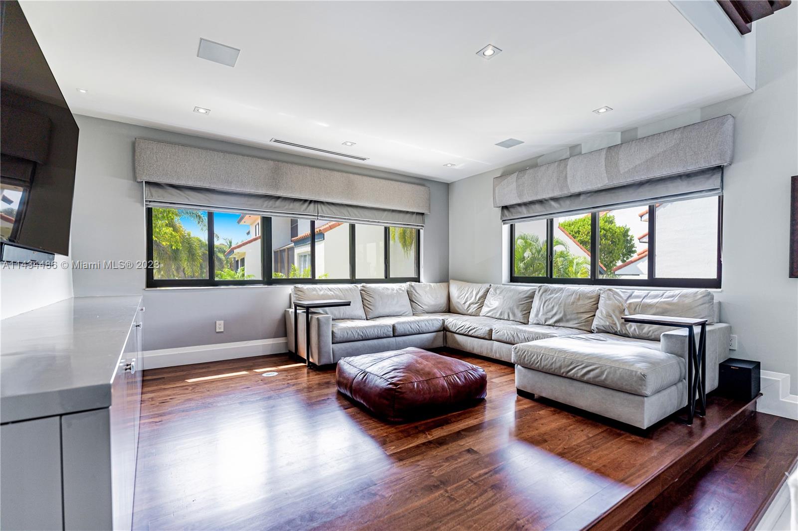 Family Room/ TV Room